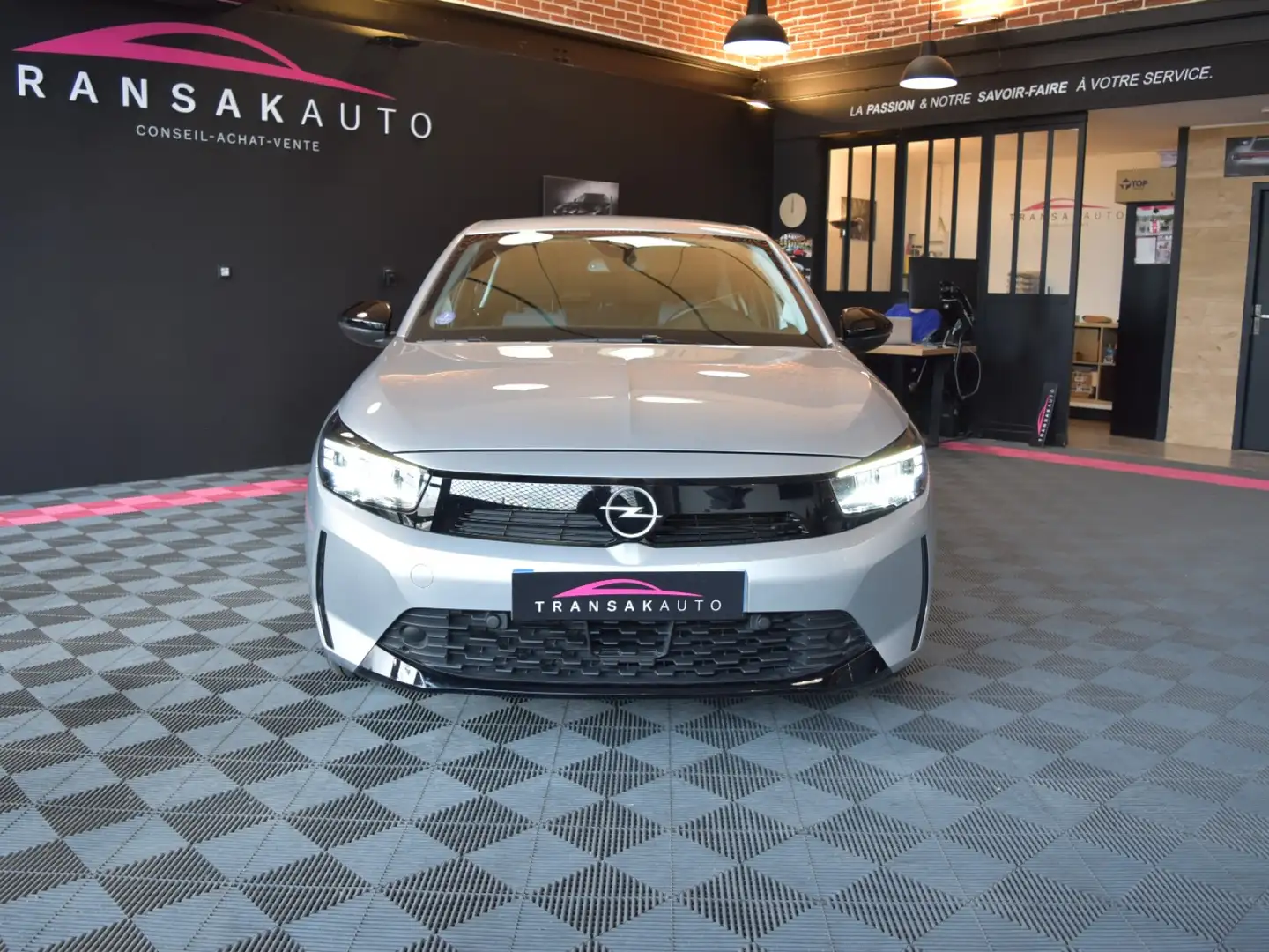 Opel Corsa Corsa 1.2 75 ch BVM5 Edition Gris - 2