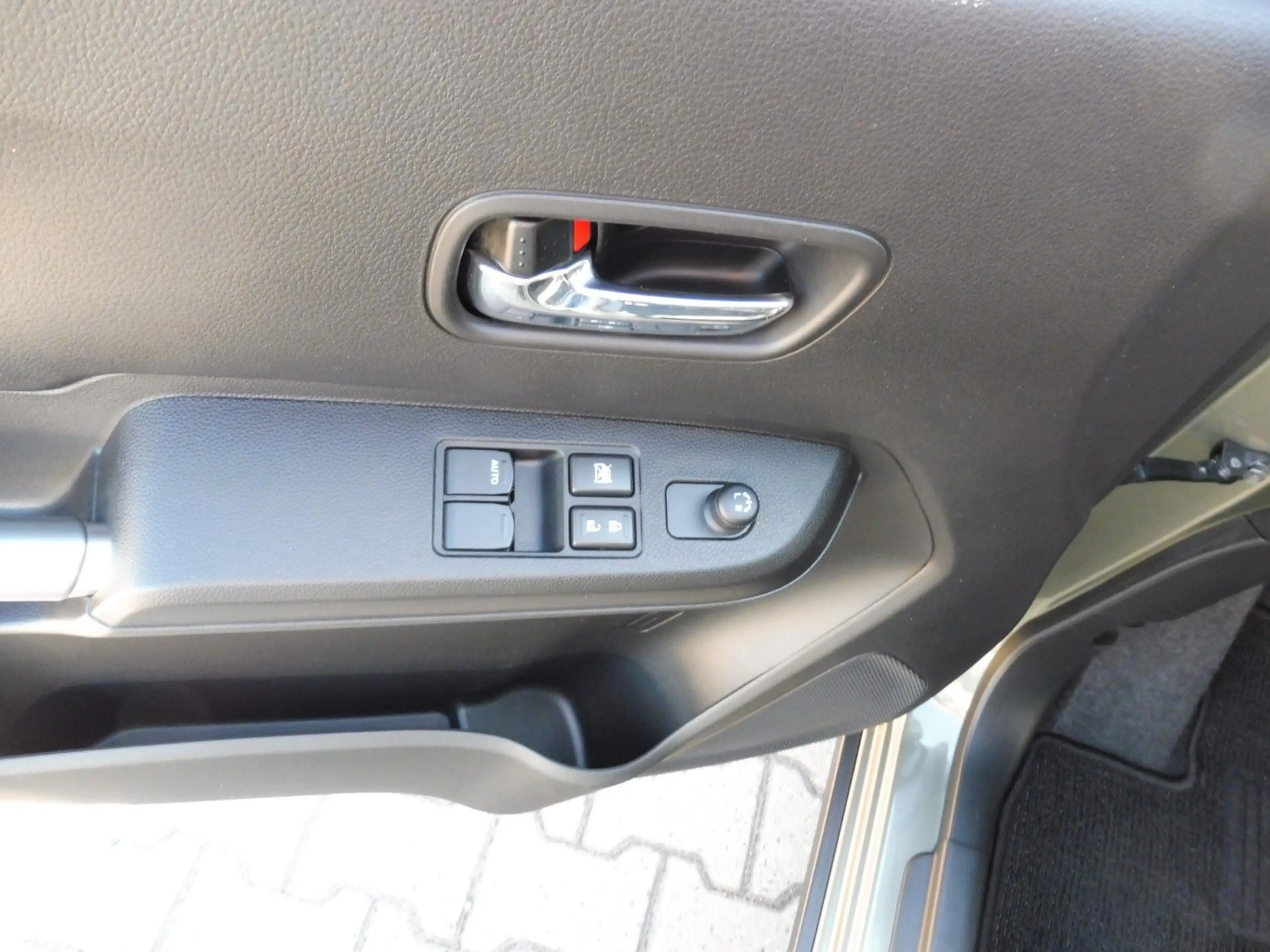 Suzuki Ignis Comfort — photo 10