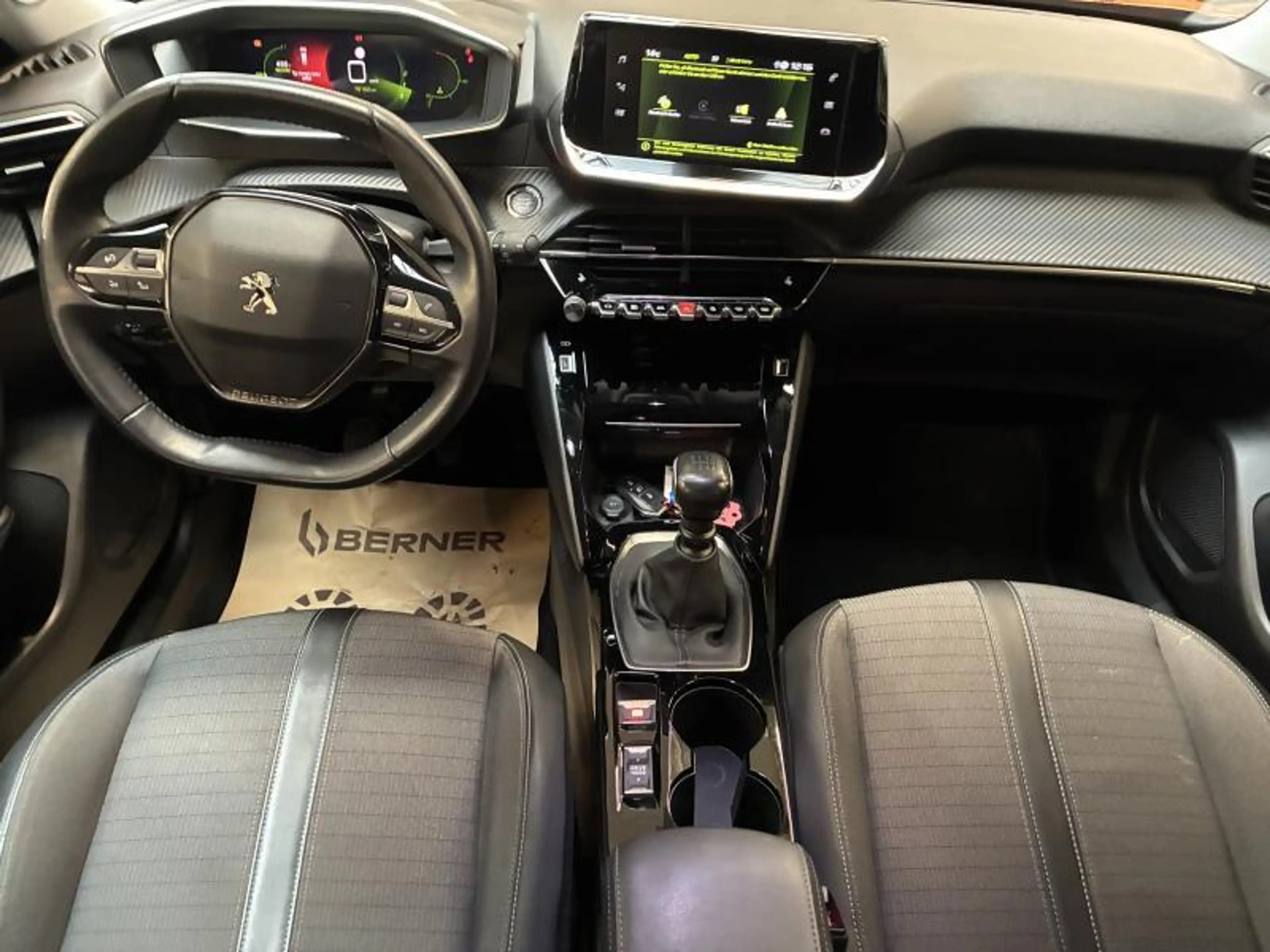 Peugeot 2008 II Allure Pack — photo 8