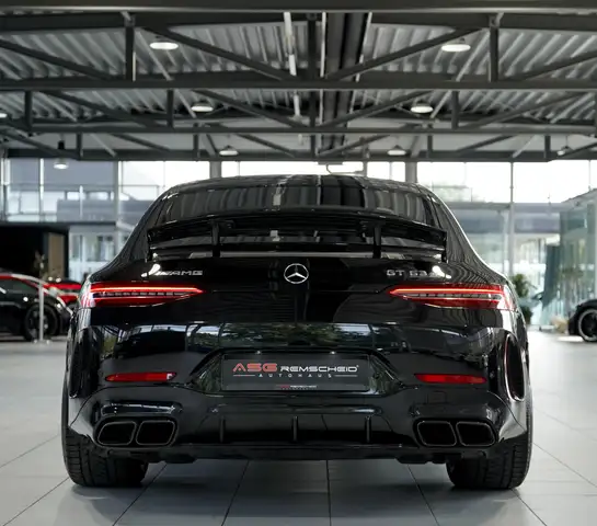 Mercedes-Benz Amg GT view 8