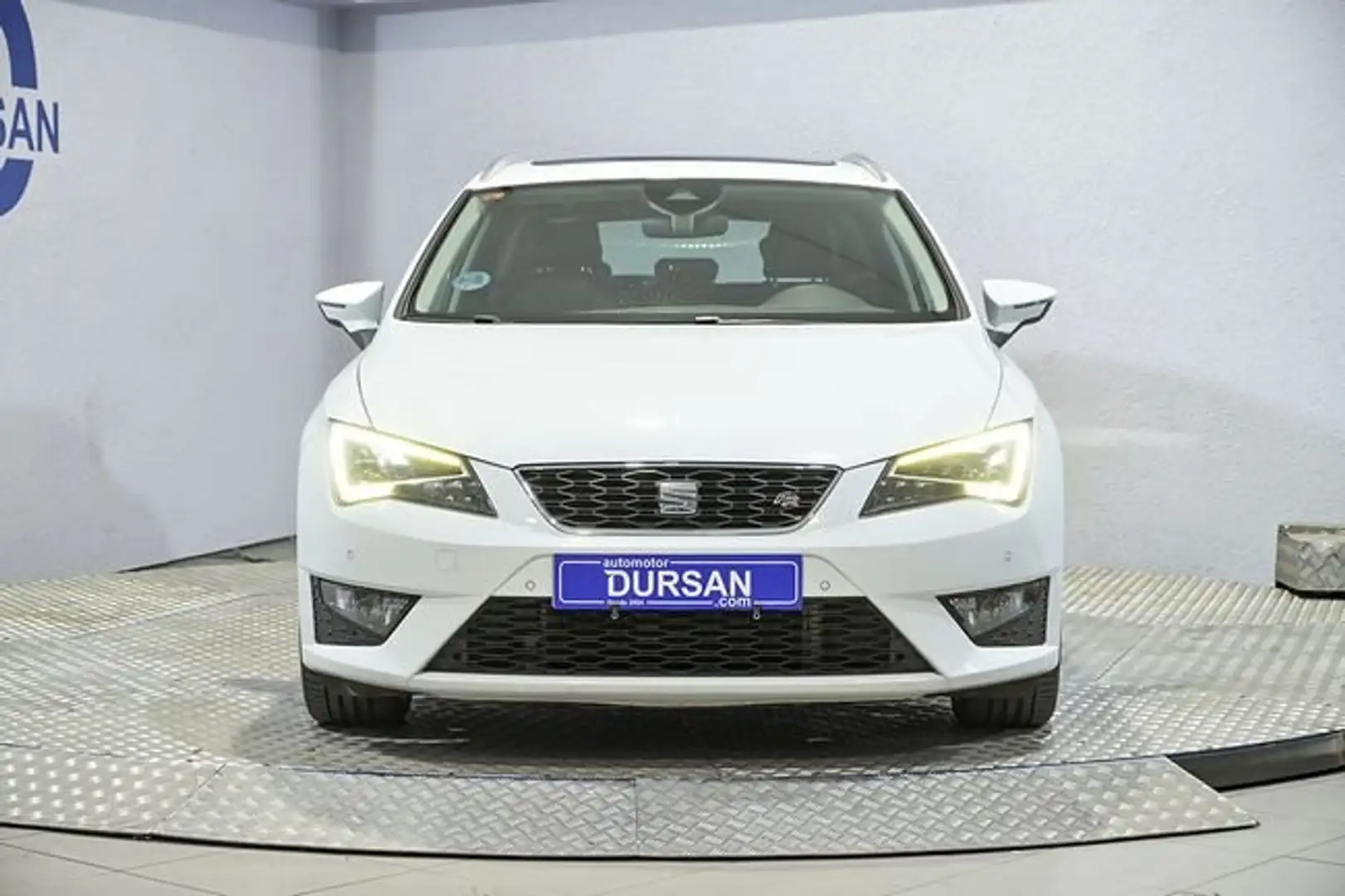 SEAT Leon ST 2.0TDI CR S&S FR DSG6 Blanco - 2