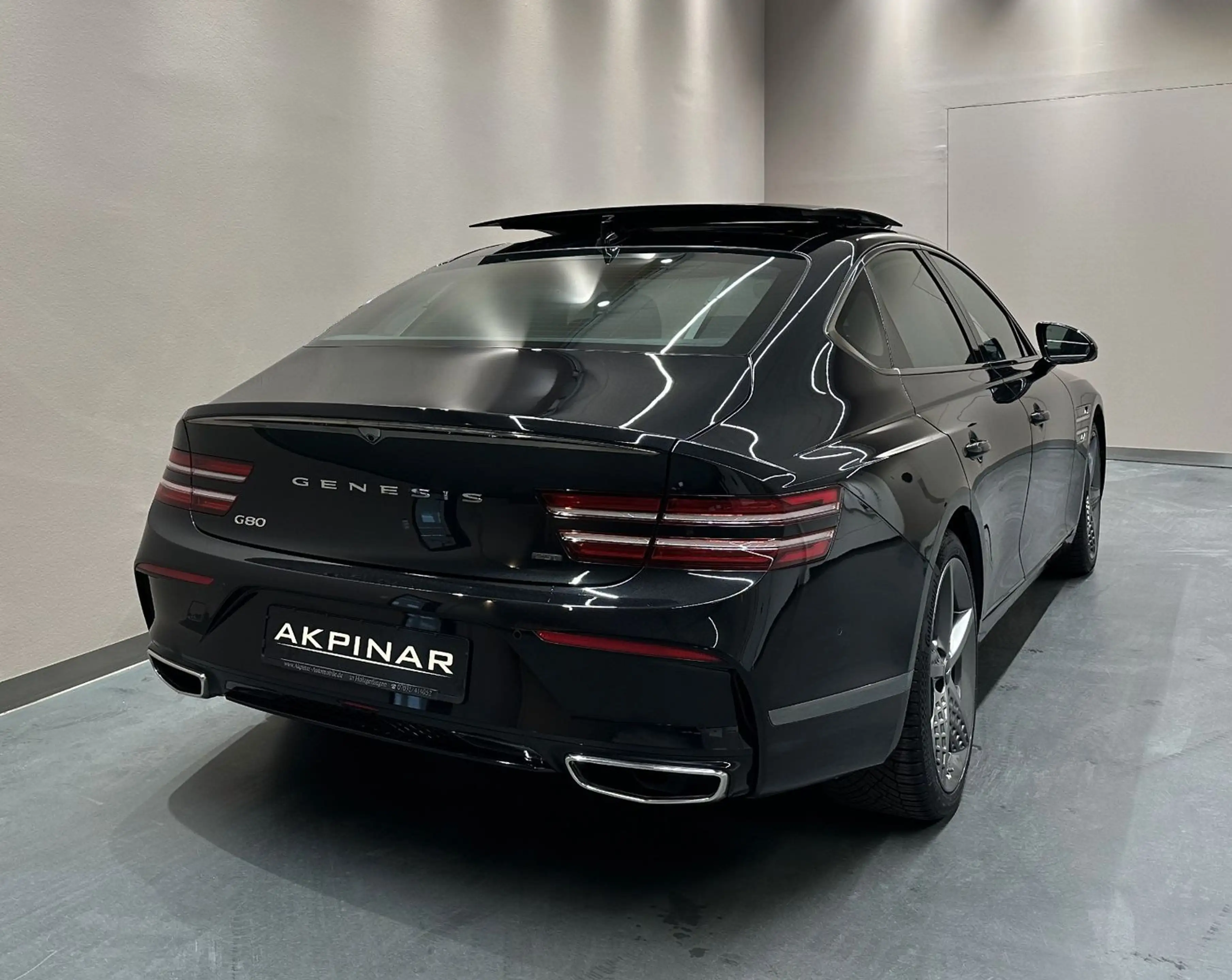 Genesis G80 2.5T RWD Sport *PANORAMADACH*SOUNDSYSTEM* — photo 5