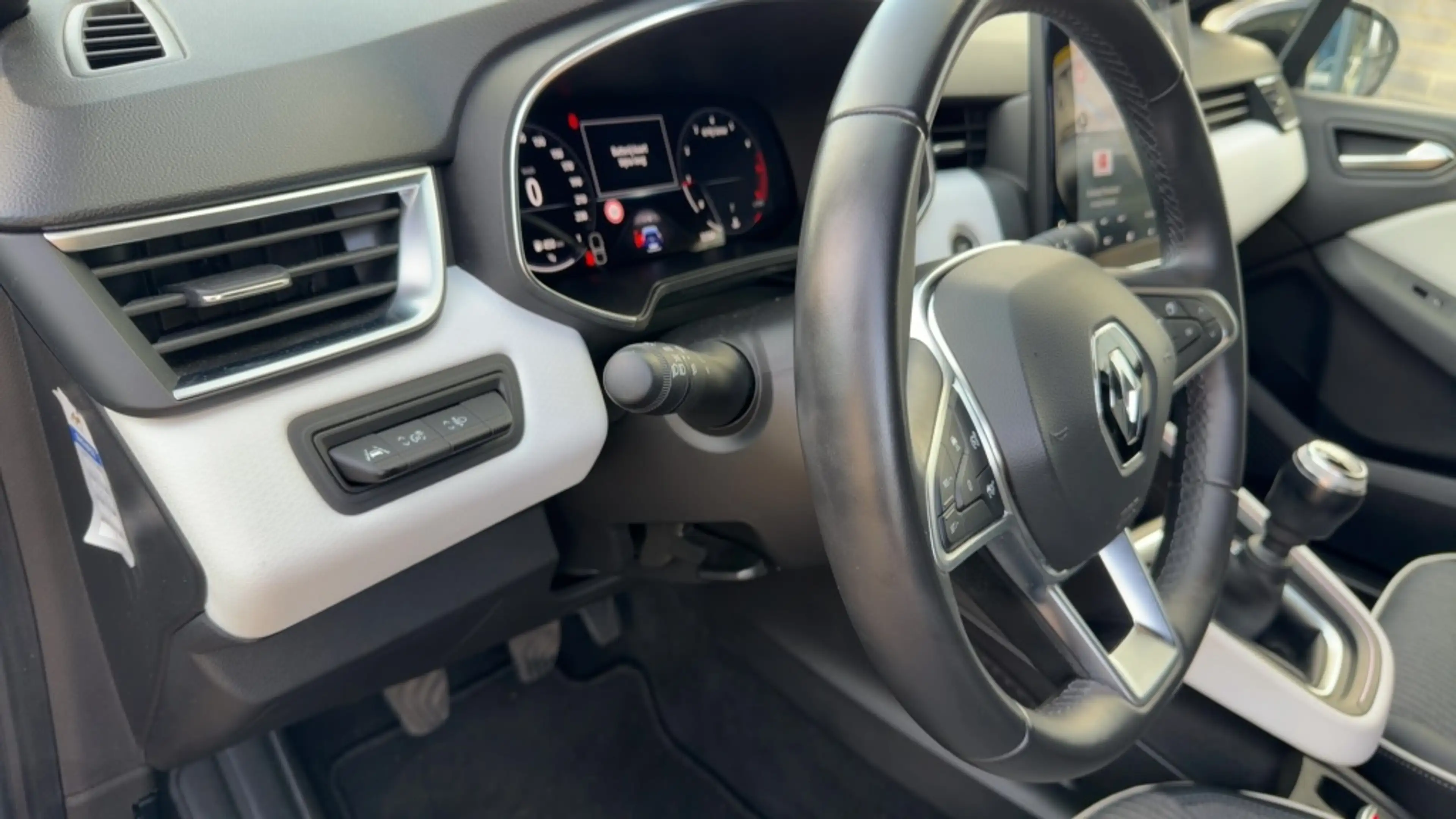 Renault Clio 1.0 TCe 90 TechnoECC,Navi, pdc, pack adv driving — photo 30