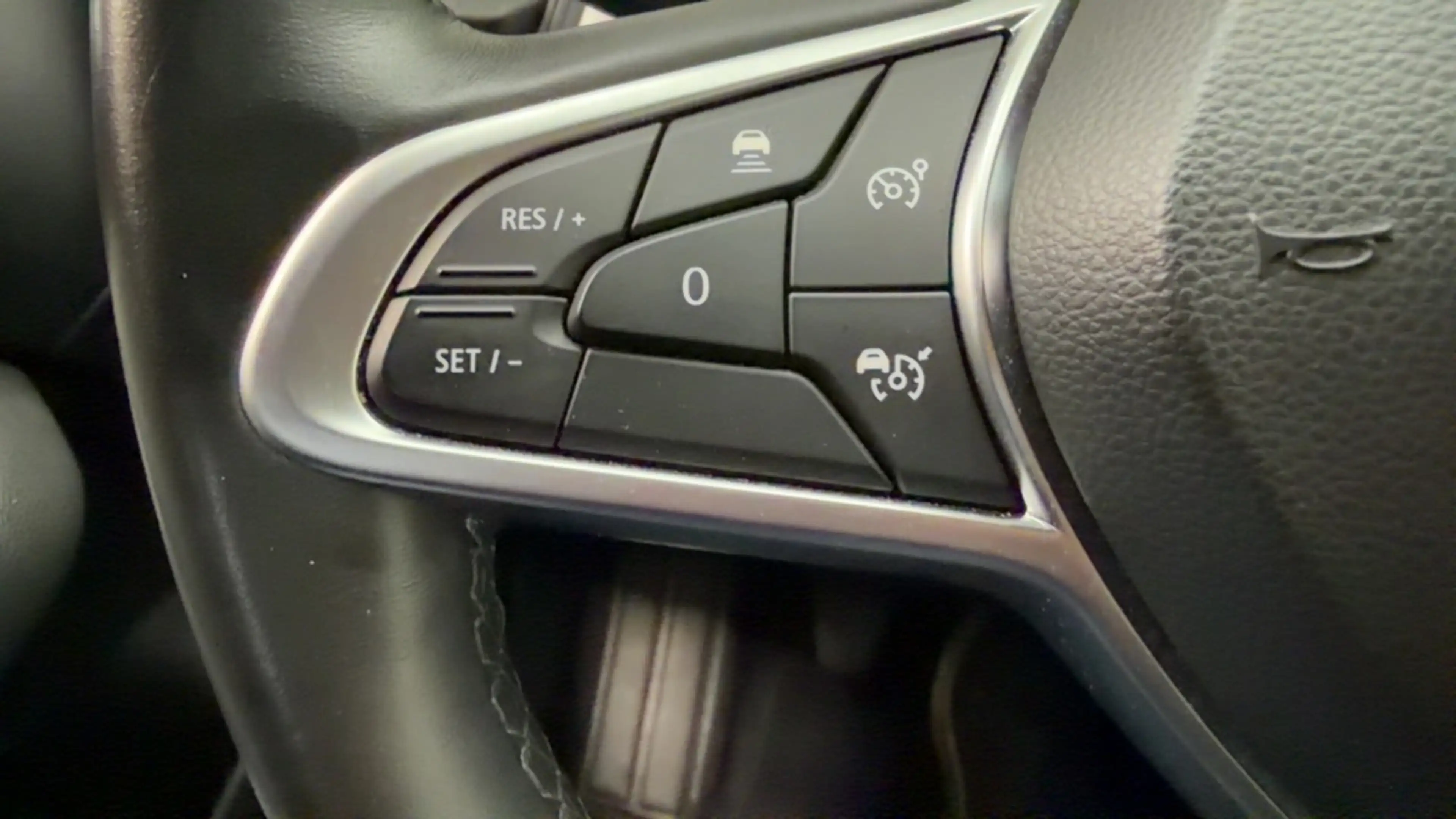 Renault Clio 1.0 TCe 90 TechnoECC,Navi, pdc, pack adv driving — photo 9