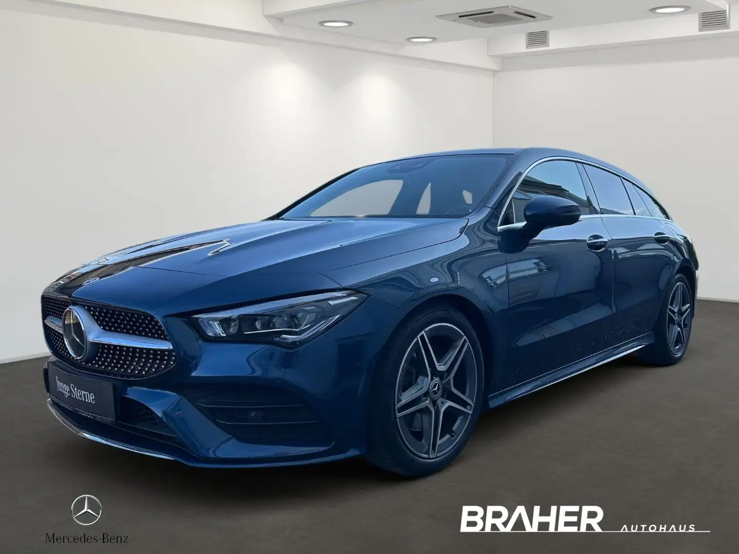 Mercedes-Benz CLA 220 d Shooting Brake AMG Line Distr PTS Shz - 1