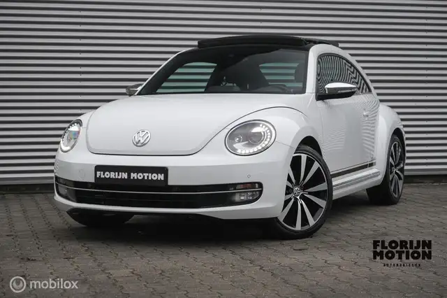 Volkswagen Beetle 1.2 TSI Club edition BlueMotion | Pano | Fender au
