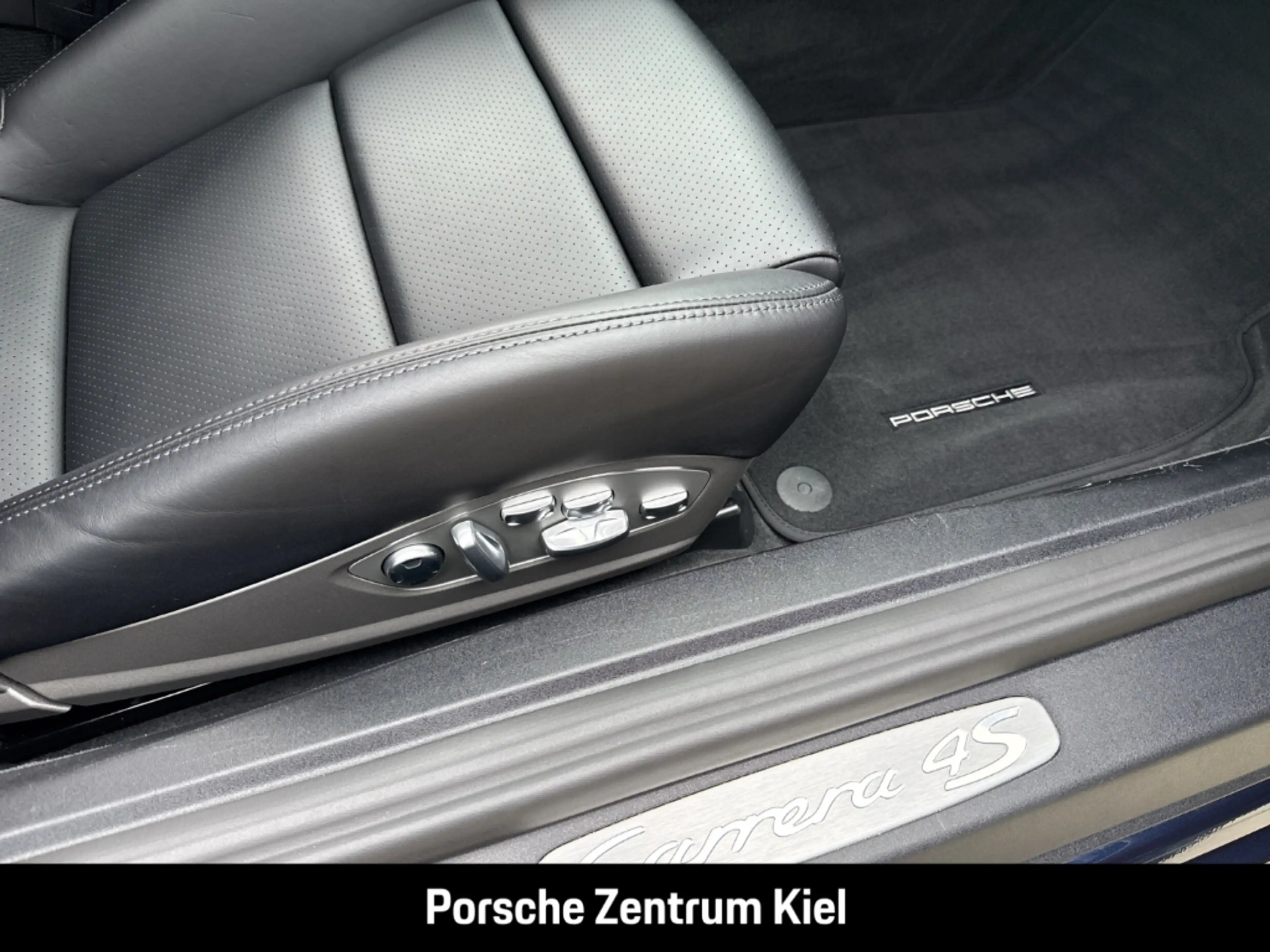 Porsche 991 911 Carrera 4 S Cabrio Sportabgas BOSE 20-Zoll — photo 18