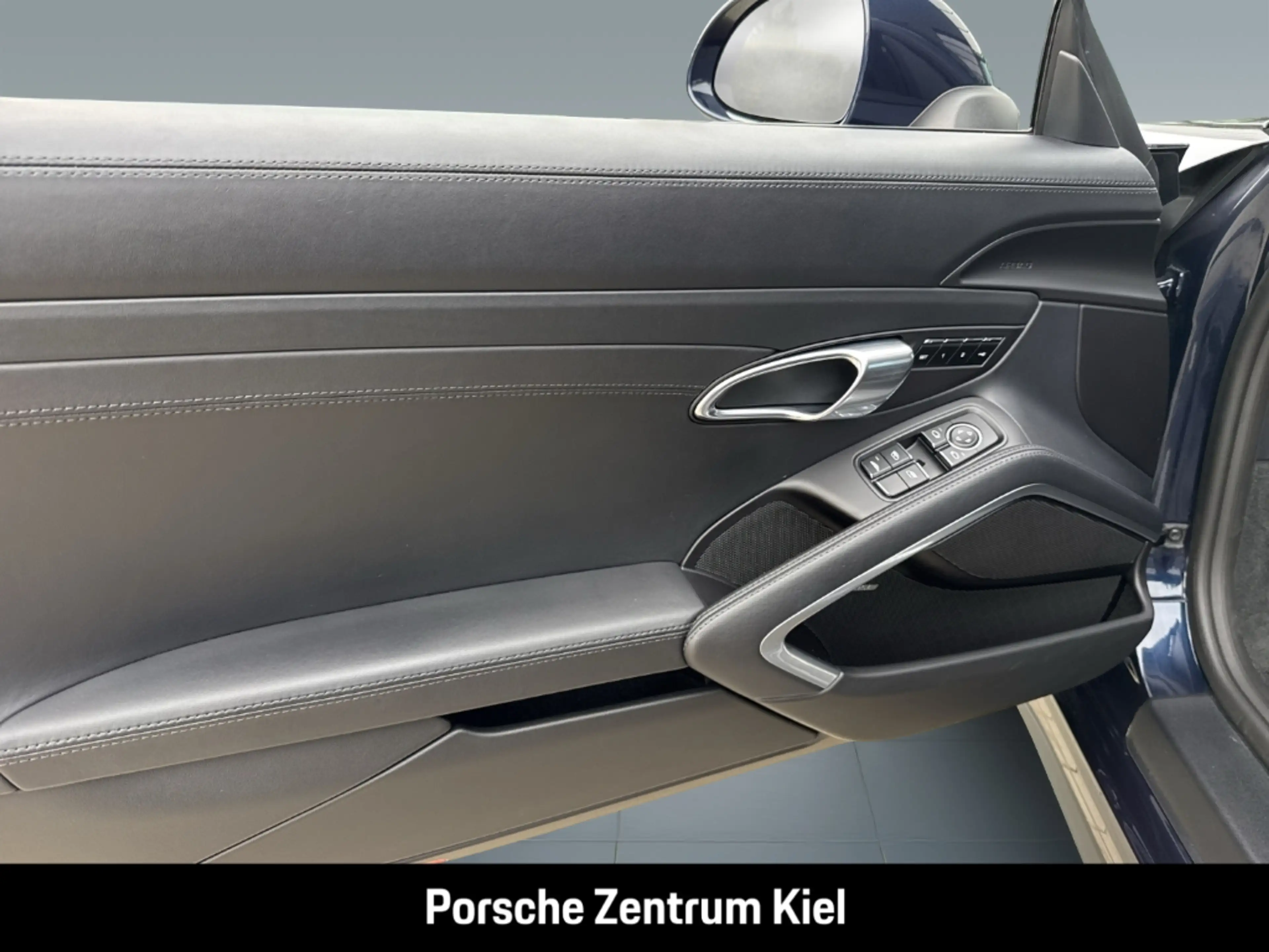 Porsche 991 911 Carrera 4 S Cabrio Sportabgas BOSE 20-Zoll — photo 14
