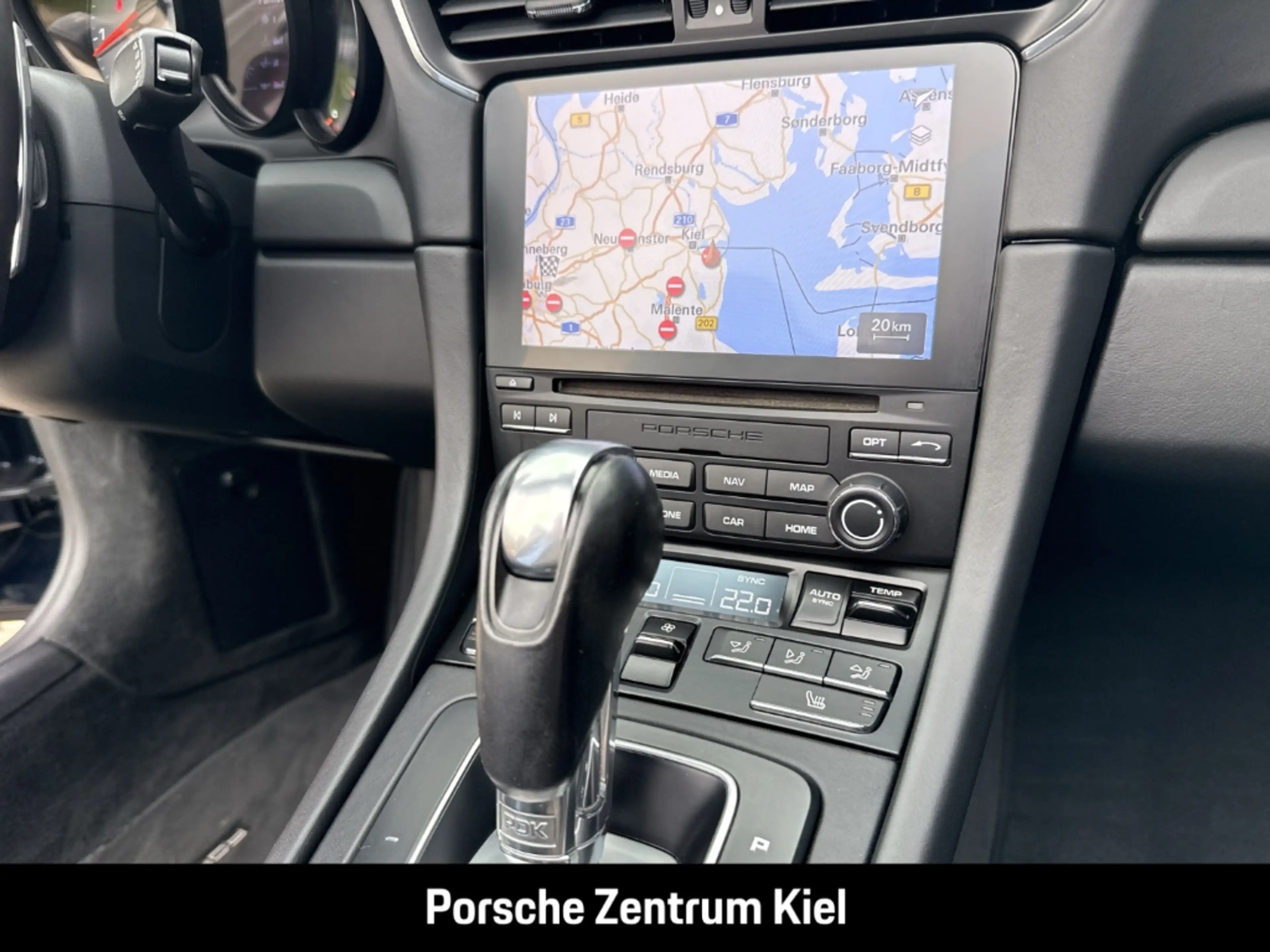 Porsche 991 911 Carrera 4 S Cabrio Sportabgas BOSE 20-Zoll — photo 46