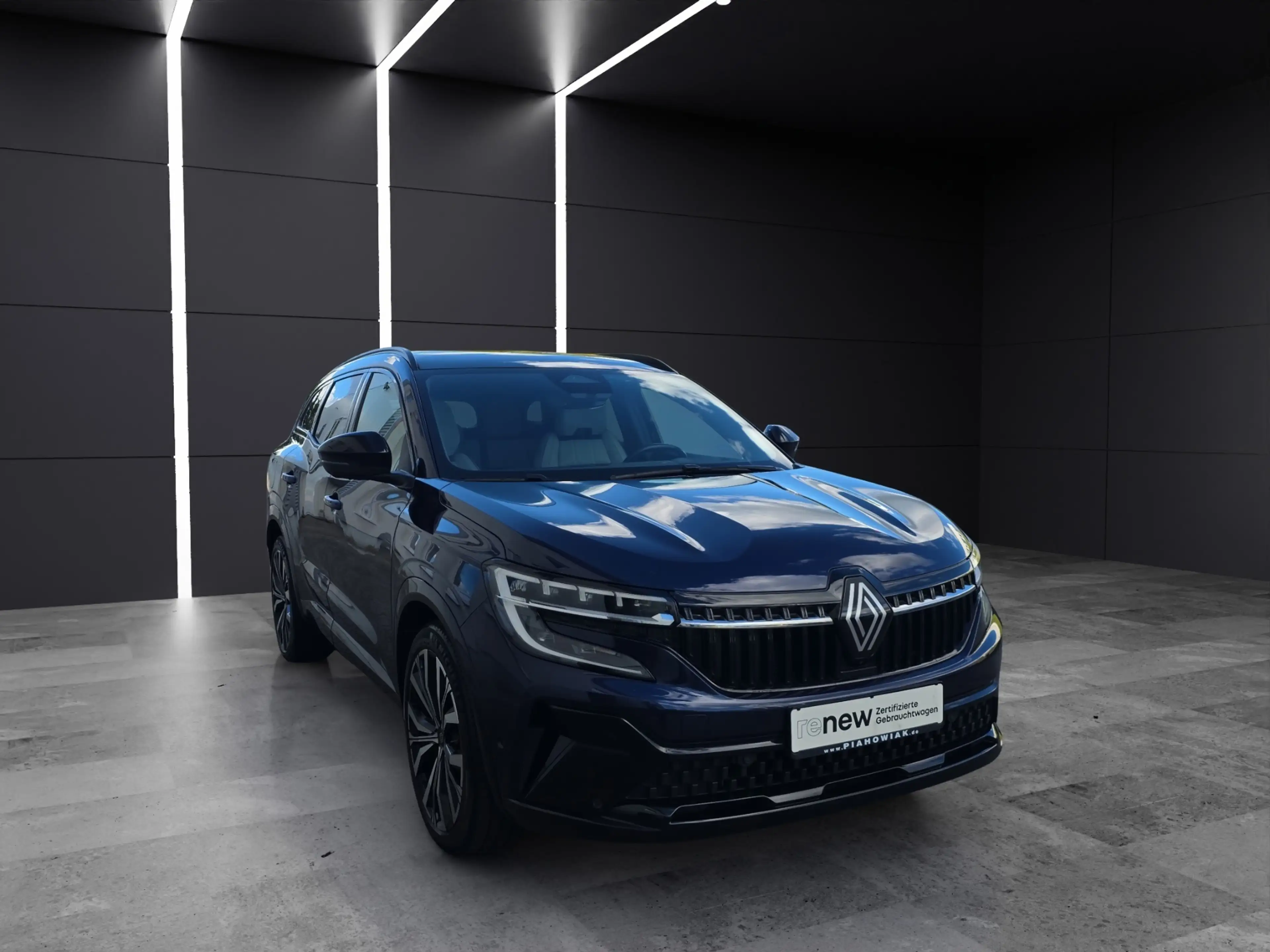 Renault Espace Iconic E-Tech Full Hybrid 200 Panoramadach Automatik Navi Rückfahrkamera — photo 4