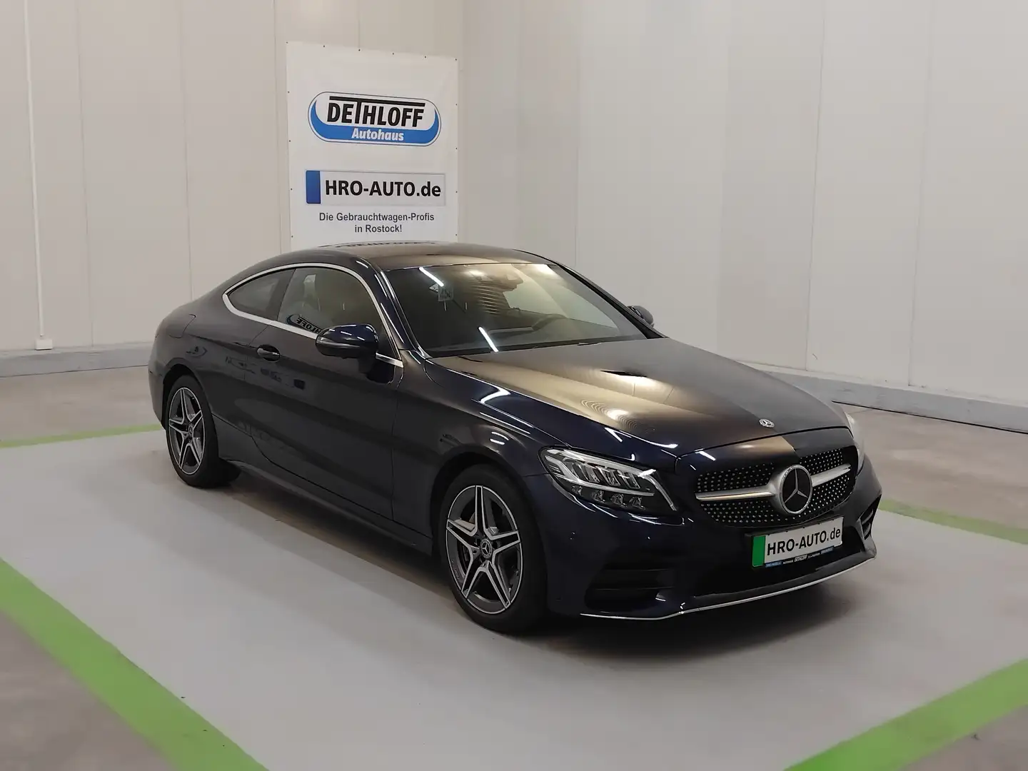 Mercedes-Benz C 180 Coupe Blau - 1