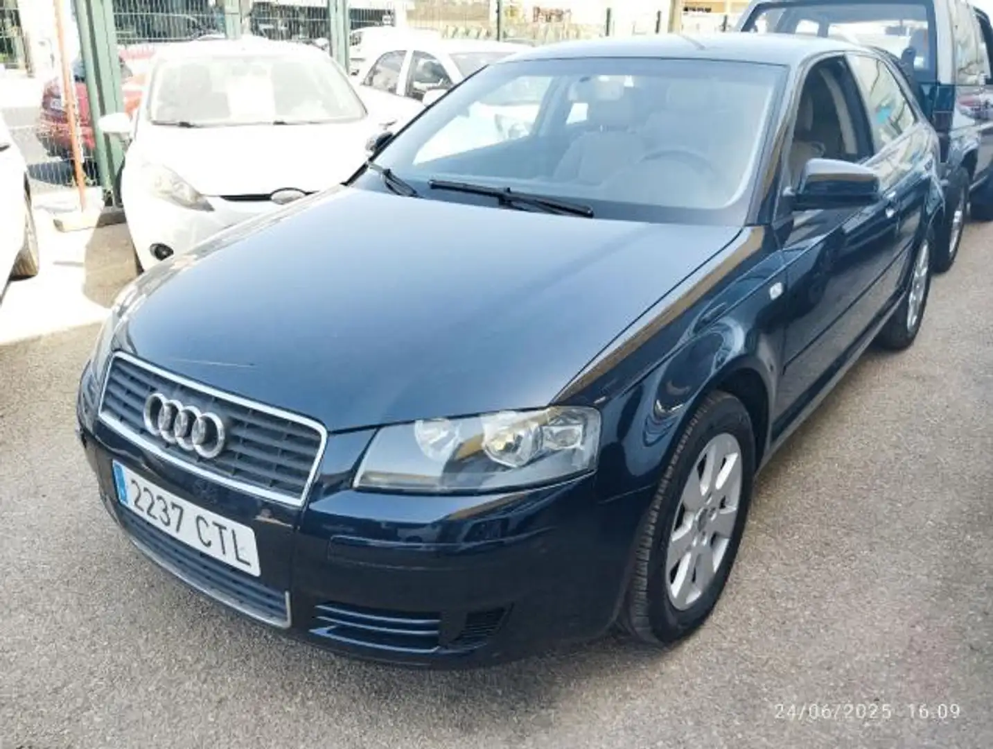 Audi A3 1.6 FSI Ambition - 2