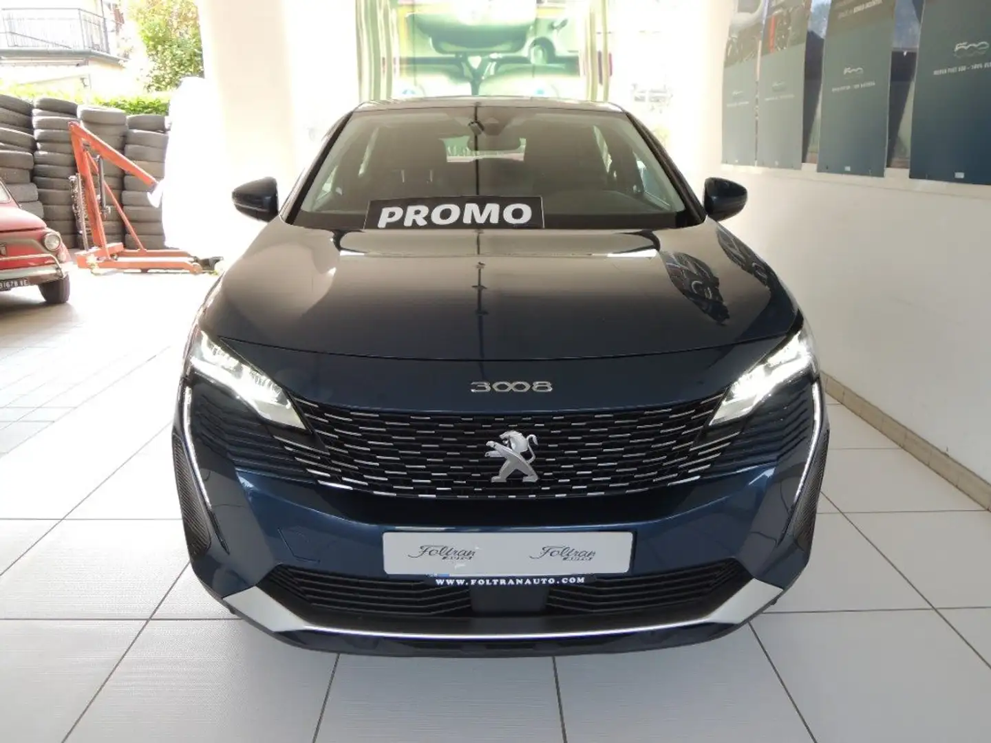 Peugeot 3008 BlueHDi 130 S&S EAT8 Active Business Blu/Azzurro - 2
