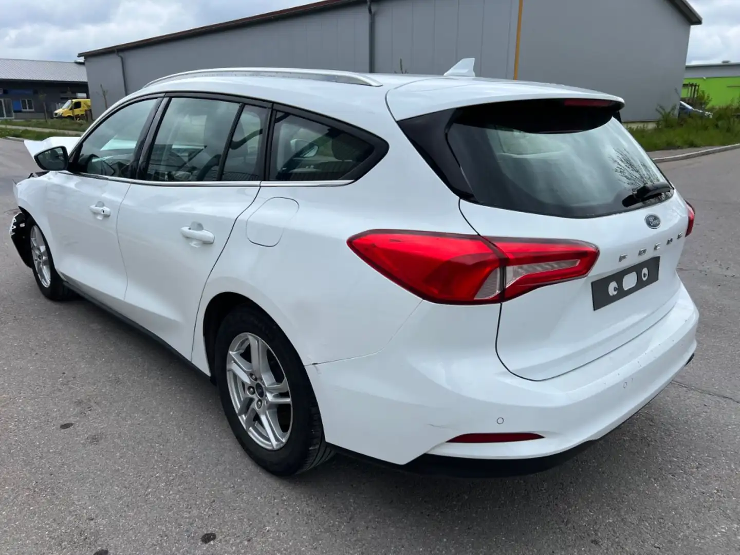 Ford Focus Turnier Cool & Connect Bianco - 2