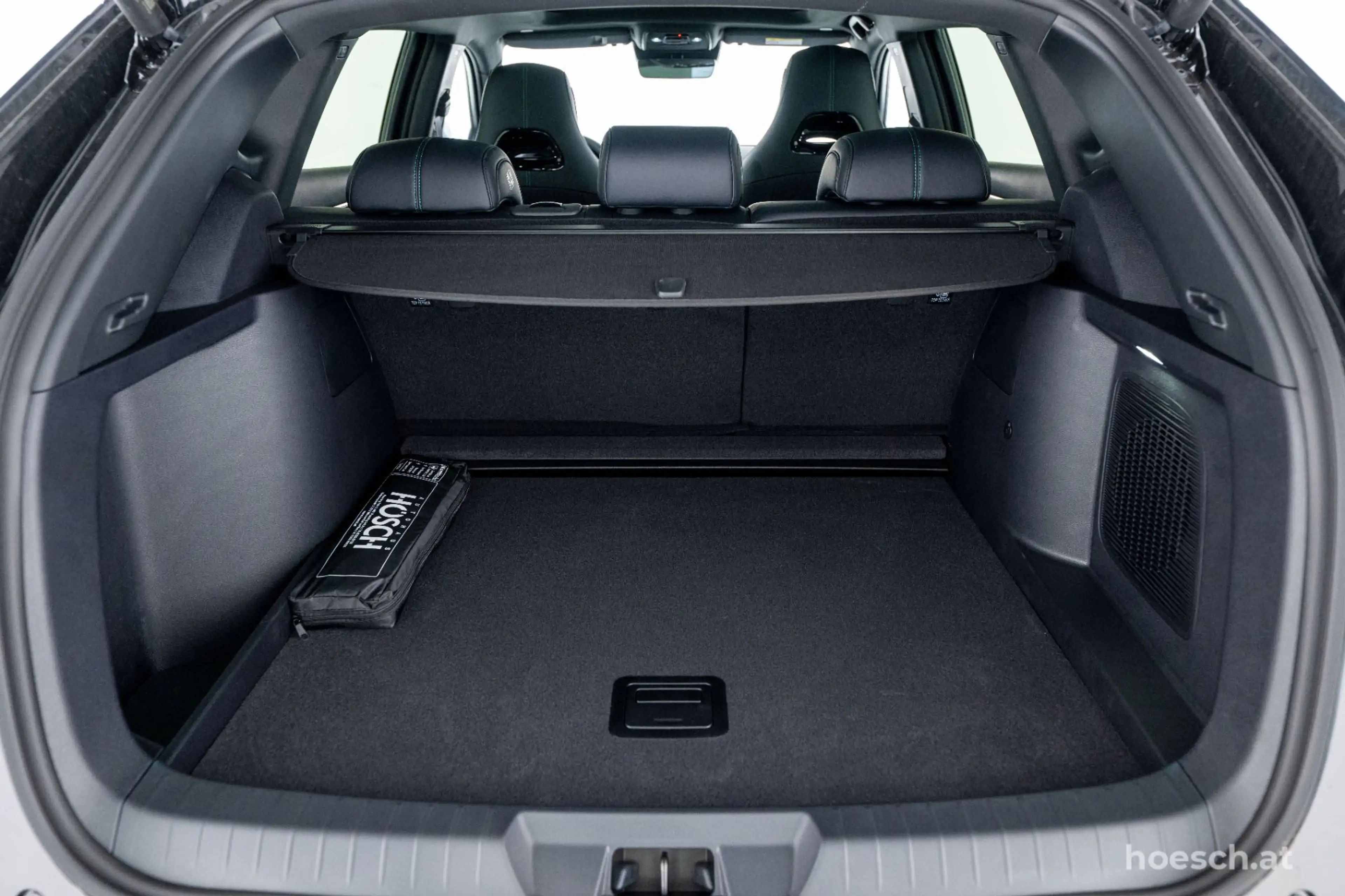BYD Seal U DM-i COMFORT 26,6 kWh PANO LEDER SOFORT VERFÜGBAR — photo 8