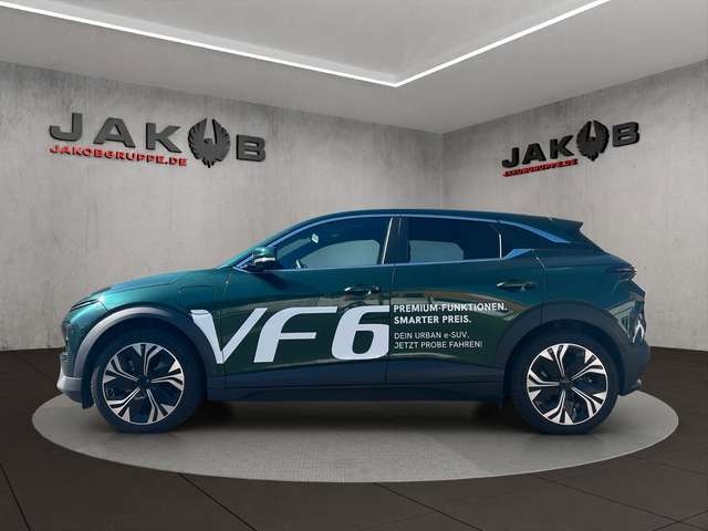 VinFast VF6 PLUS