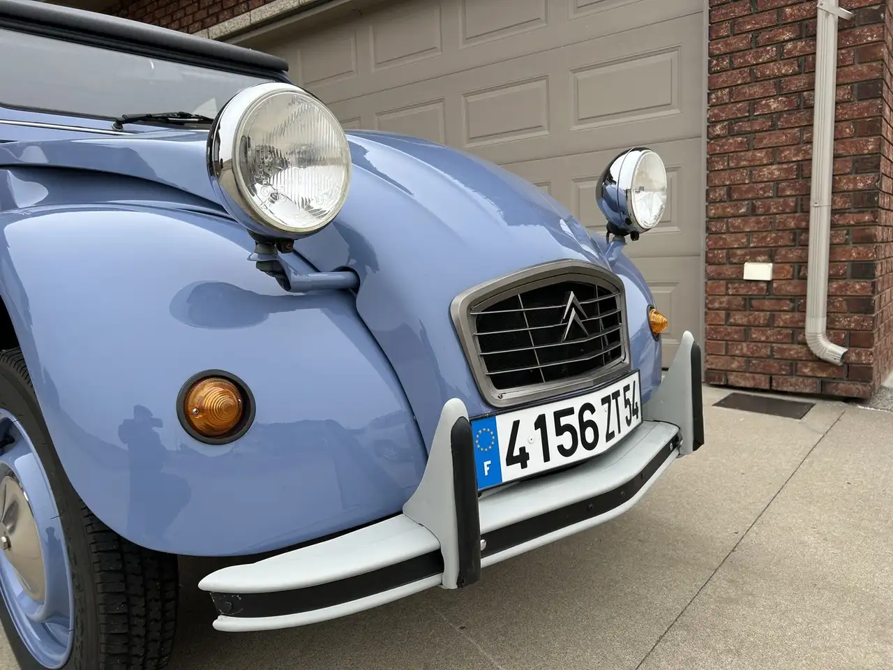 Citroen 2CV снимка Citroen 2CV