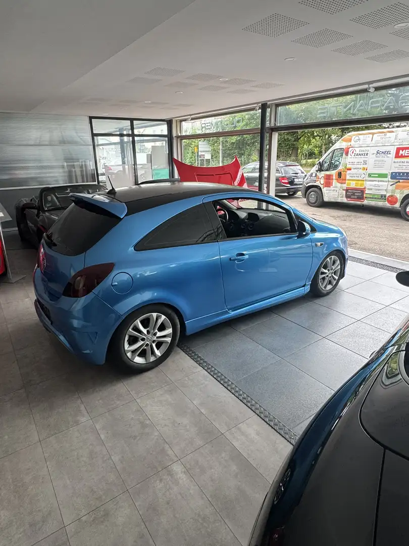 Opel Corsa Opc Blau - 1