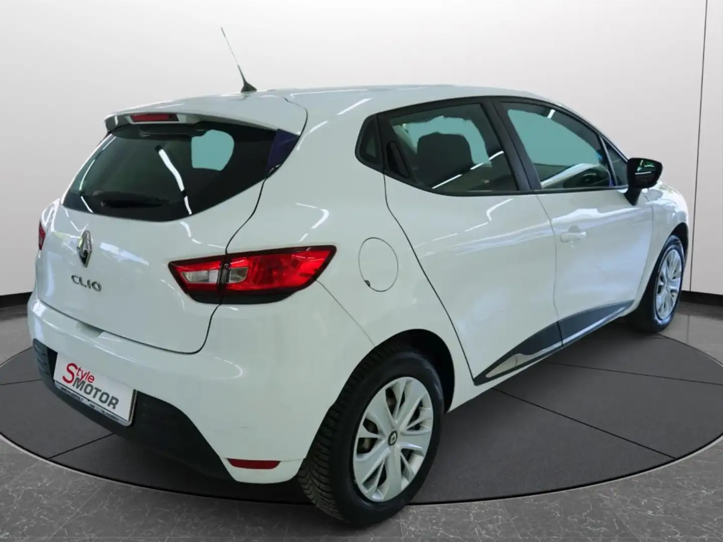 Renault Clio TCe 12V 90 CV GPL 5 porte Moschino Life Wit - 2
