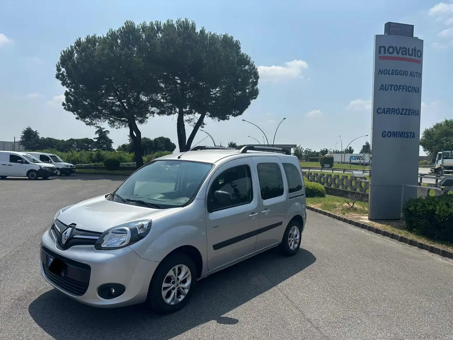 Renault Kangoo Blue dCi 8V 95CV 5 porte Limited Argento - 1