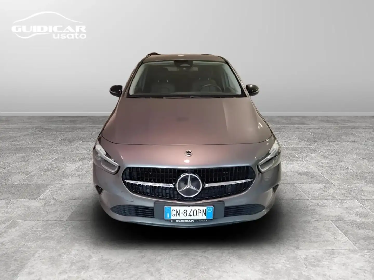 Mercedes-Benz B 180 d Advanced Progressive auto Gris - 2