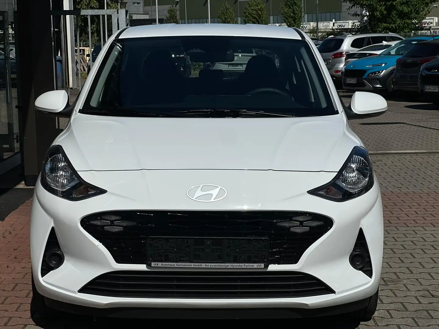 Hyundai i10 1.2 2WD Trend ***Automatik, Sitzheizung, Kamera*** Blanc - 2