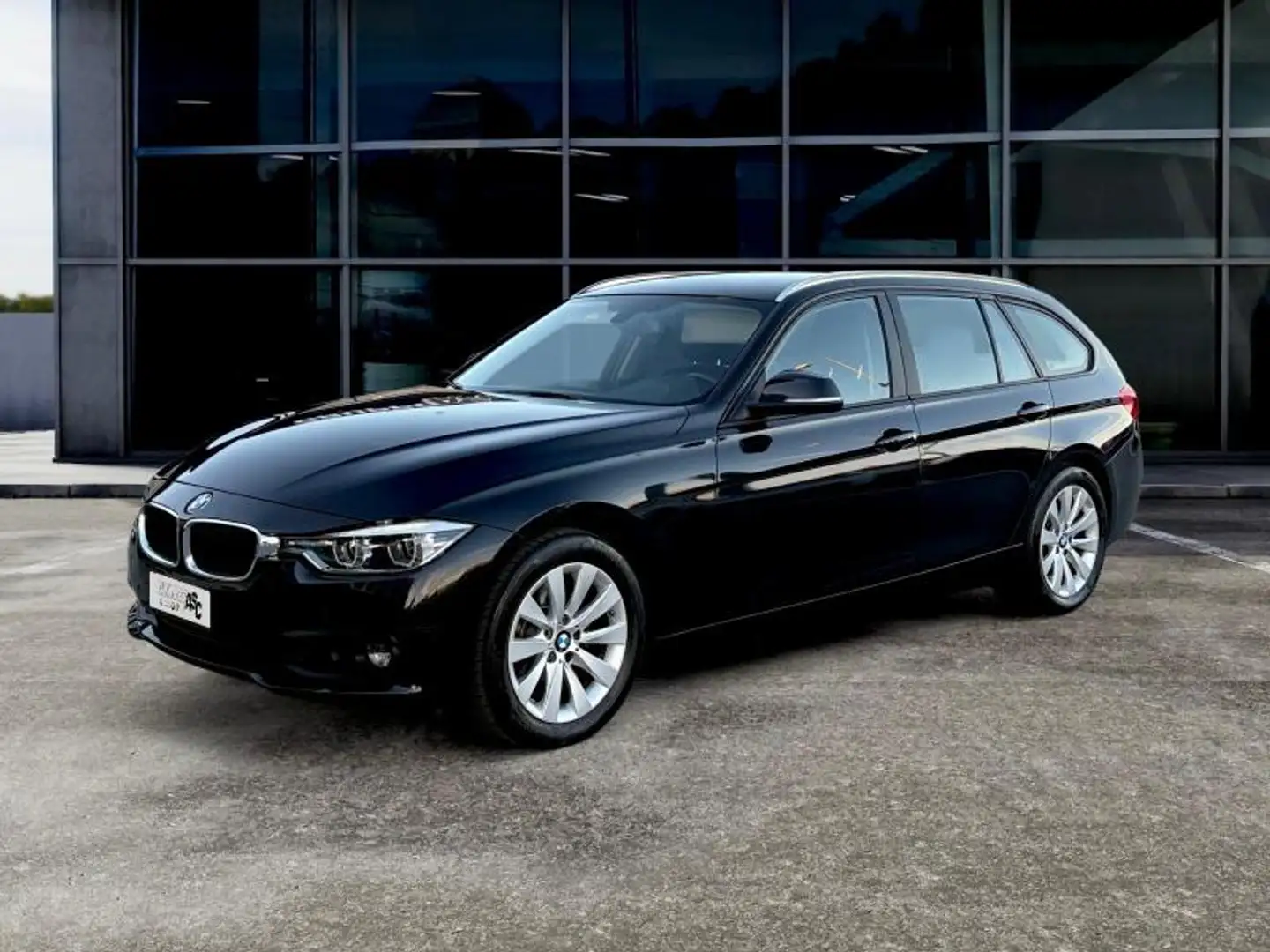 BMW 318 2.0 DIESEL 150 CV Touring Sport auto Nero - 1