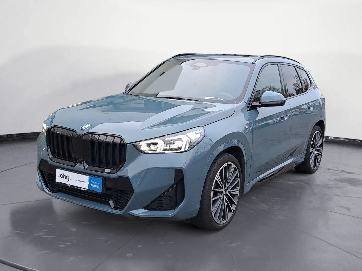 BMW X1 xDrive23iA M Sport Panorama-Glasdach 20-Zoll Grün - 2