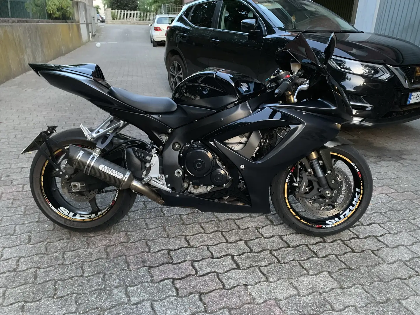 Suzuki GSX-R 600 - 1