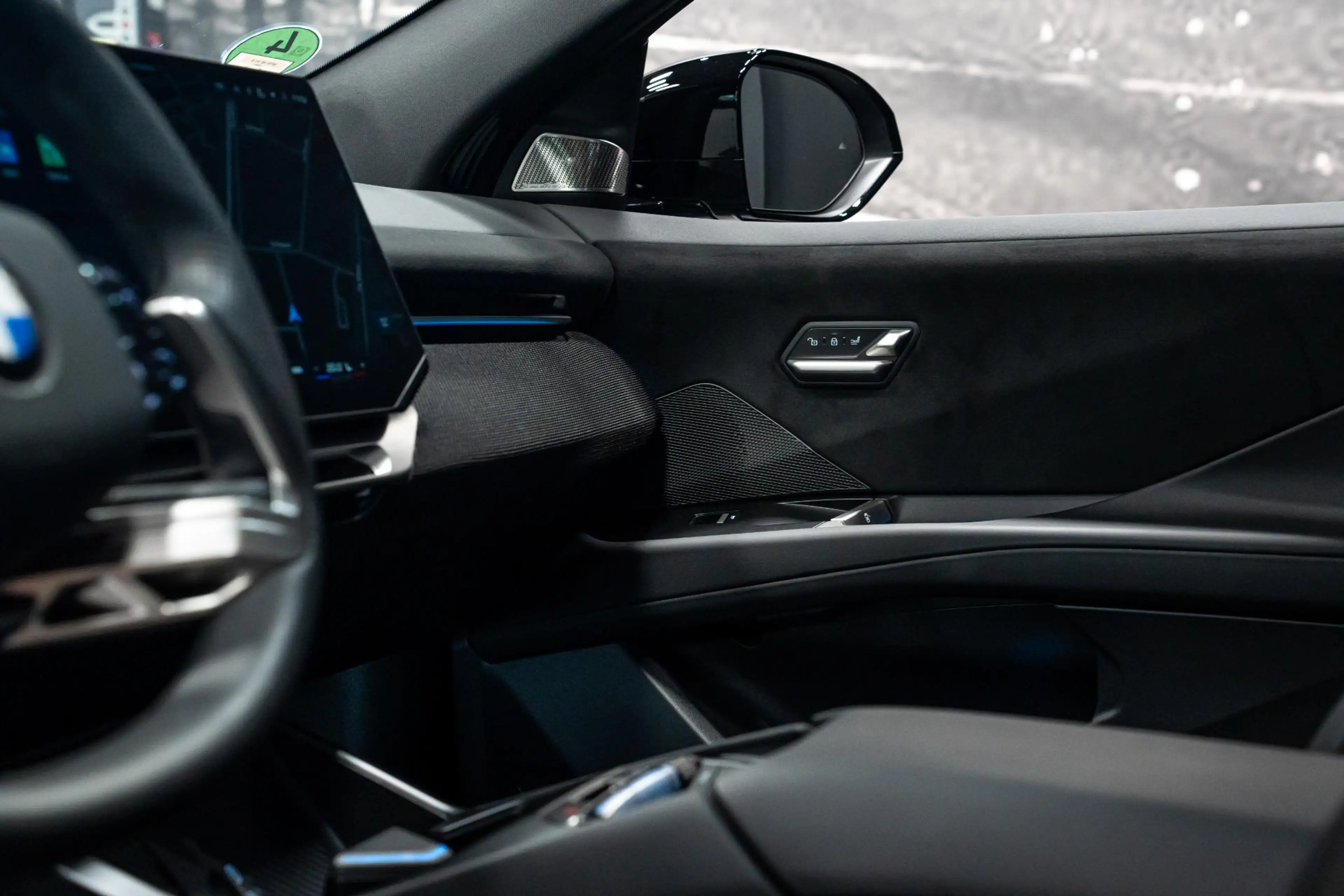 BMW iX3 50 xDrive 113 kWh *Harman-Kardon / HUD / Memory / — photo 7