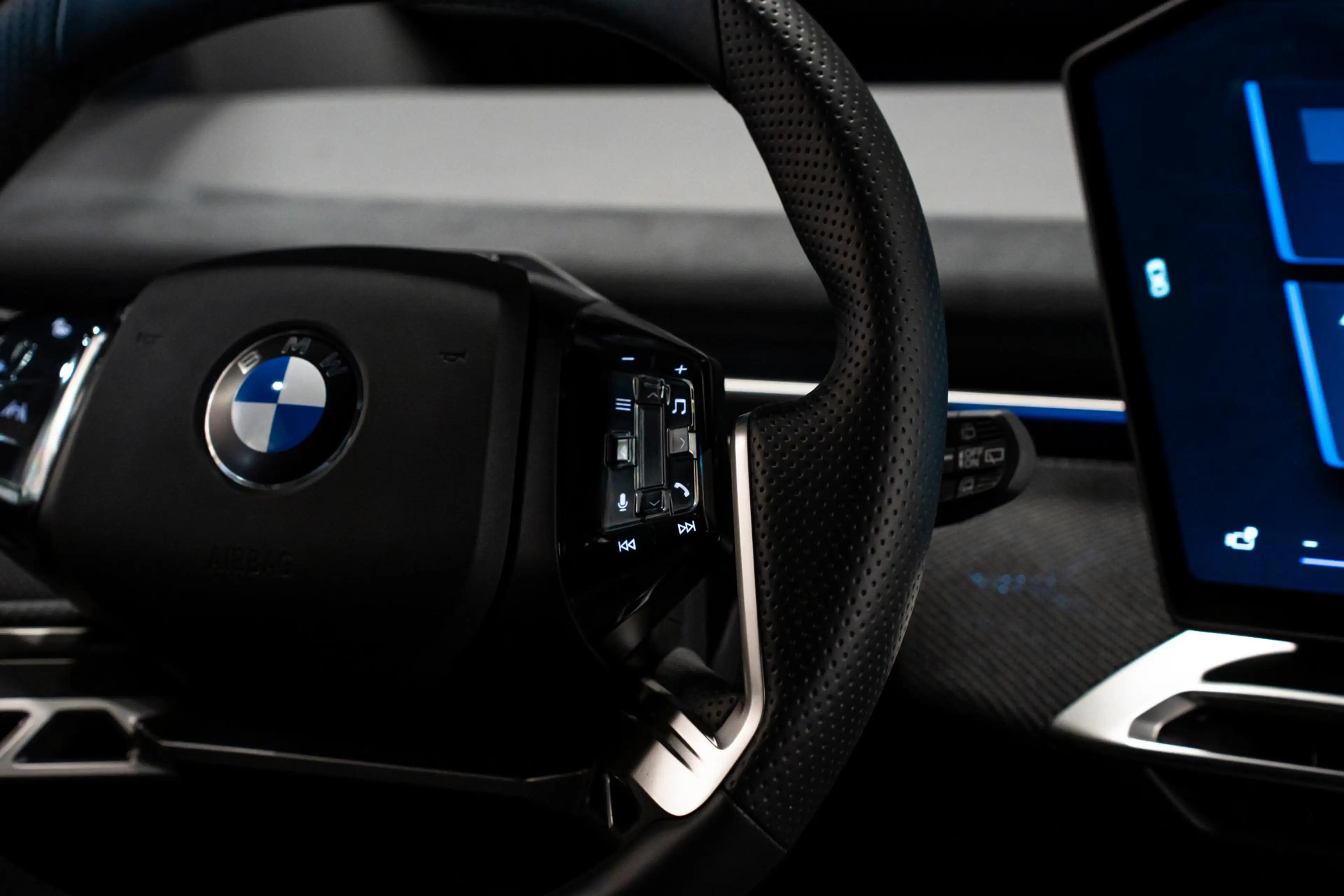BMW iX3 50 xDrive 113 kWh *Harman-Kardon / HUD / Memory / — photo 28