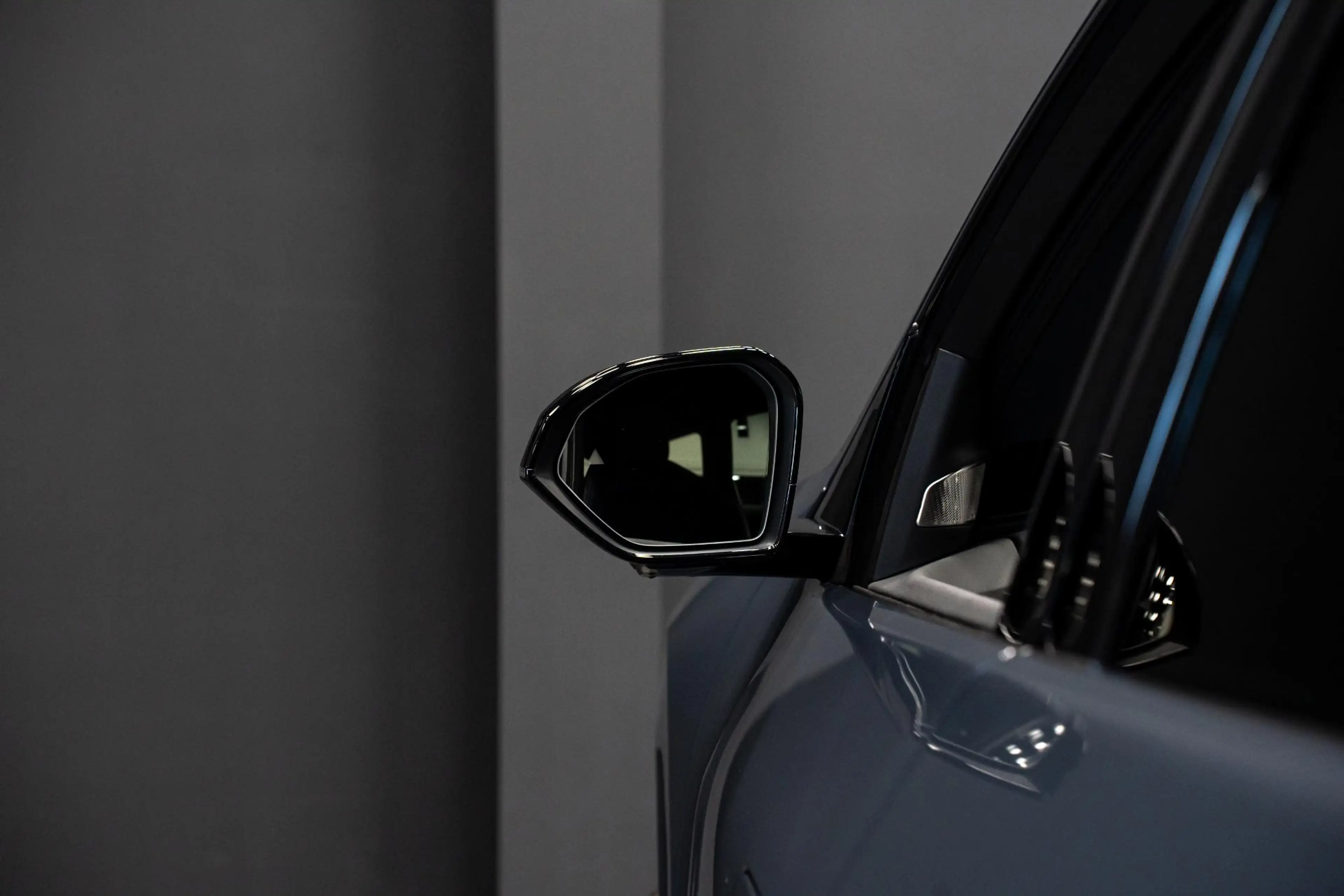 BMW iX3 50 xDrive 113 kWh *Harman-Kardon / HUD / Memory / — photo 19