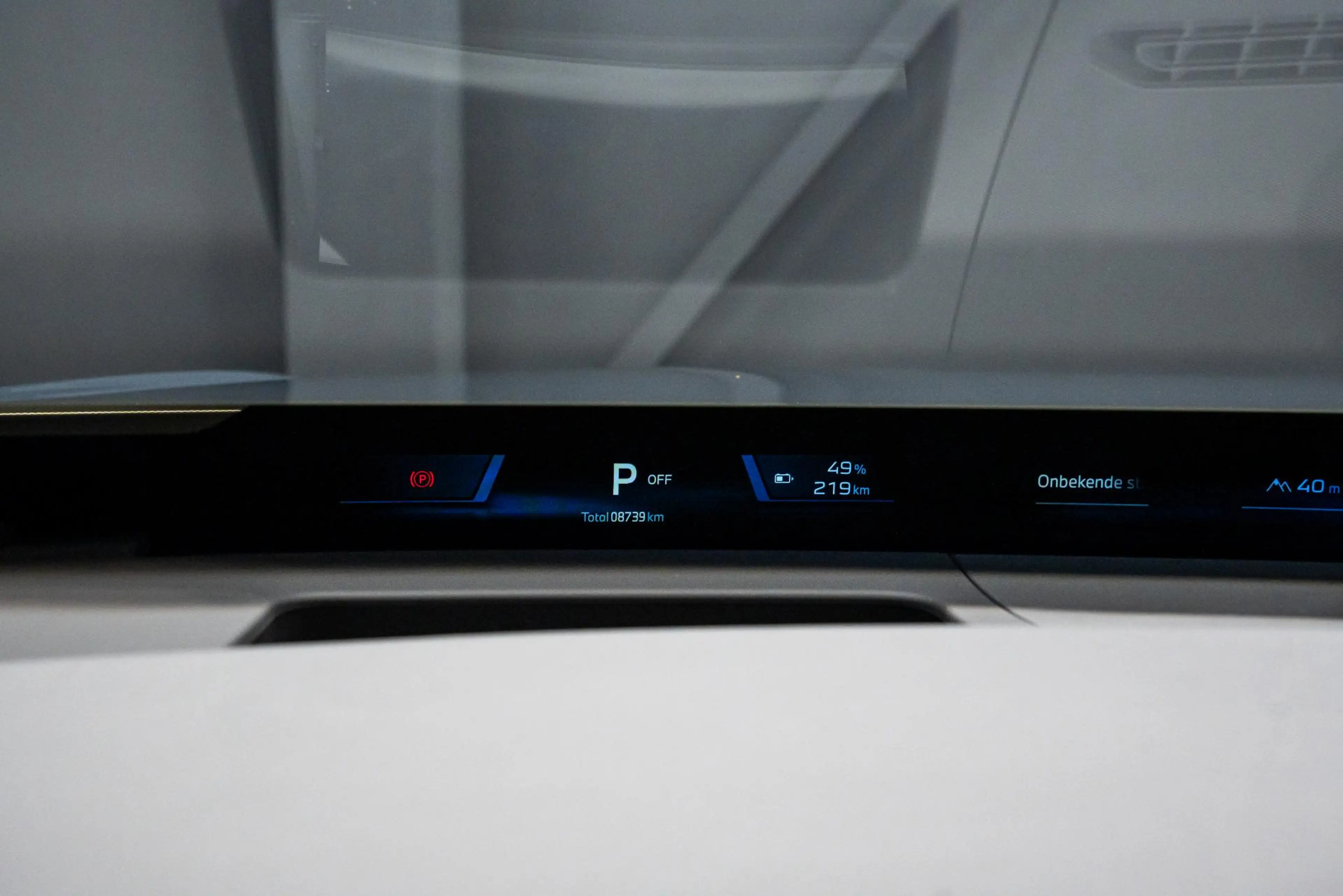 BMW iX3 50 xDrive 113 kWh *Harman-Kardon / HUD / Memory / — photo 38