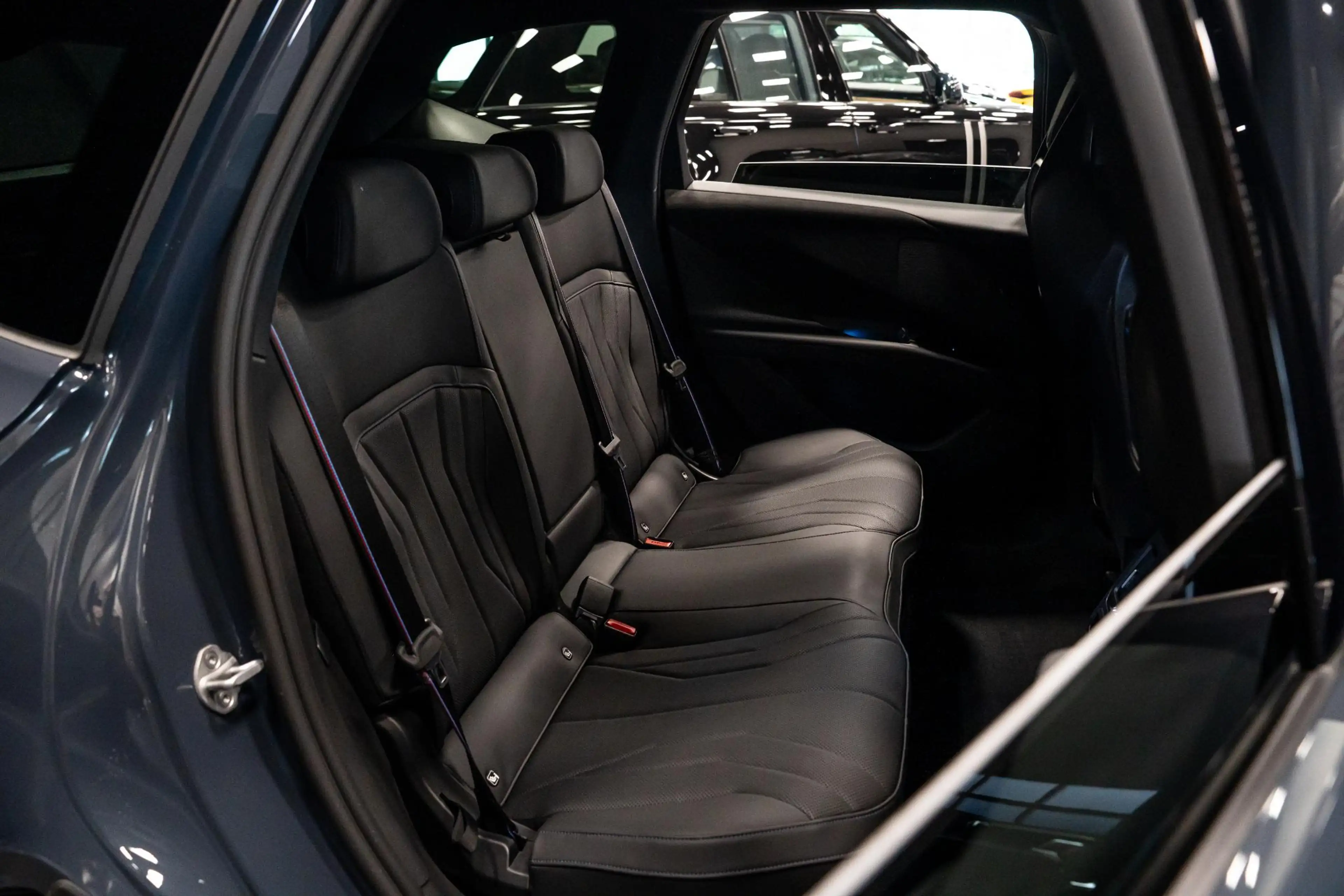 BMW iX3 50 xDrive 113 kWh *Harman-Kardon / HUD / Memory / — photo 15