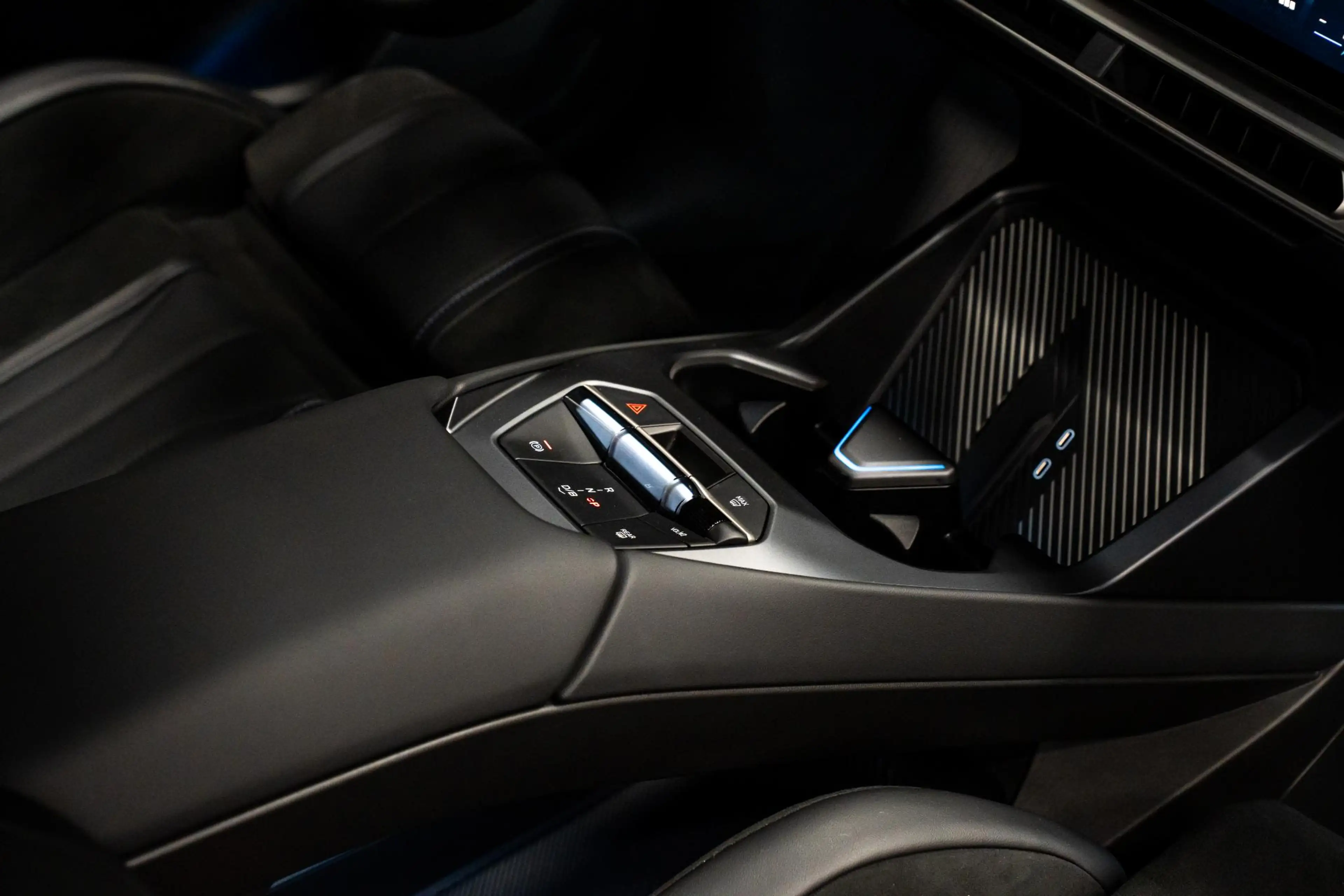 BMW iX3 50 xDrive 113 kWh *Harman-Kardon / HUD / Memory / — photo 32