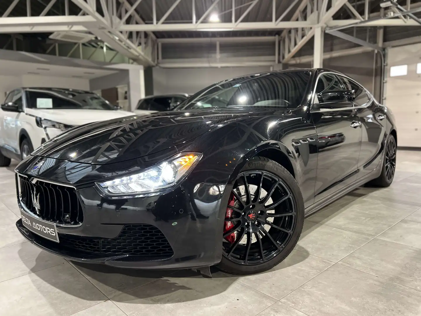 Maserati Ghibli 3.0 V6 Benzine uit Maranello BTW-aftrekbaar Gris - 2