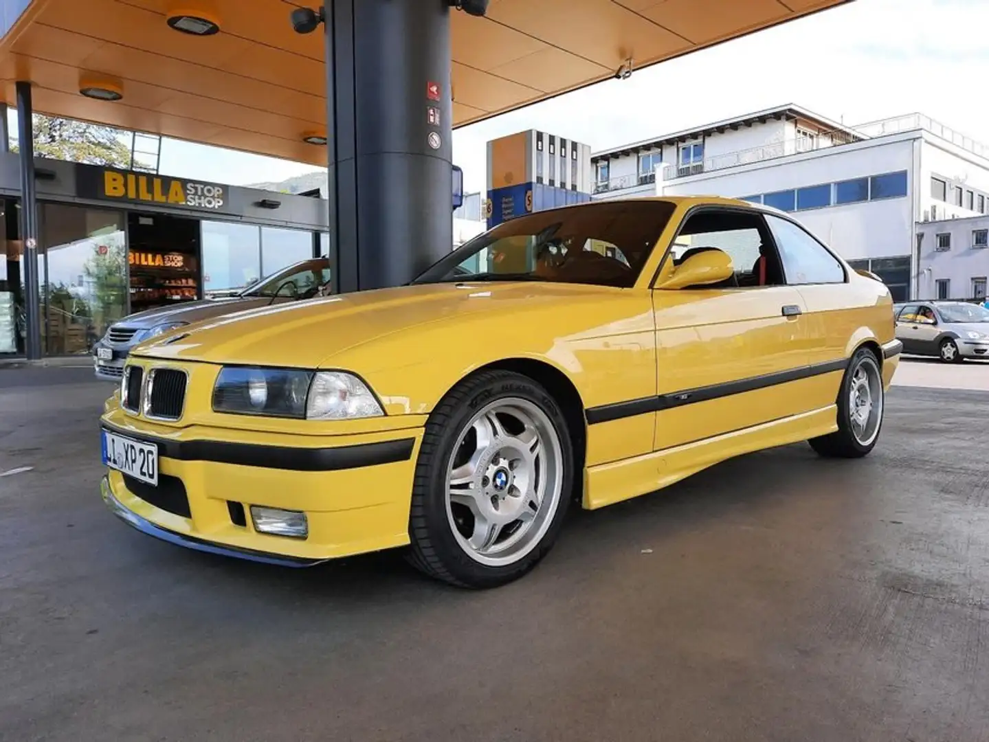 BMW M3 M3 Sarı - 2