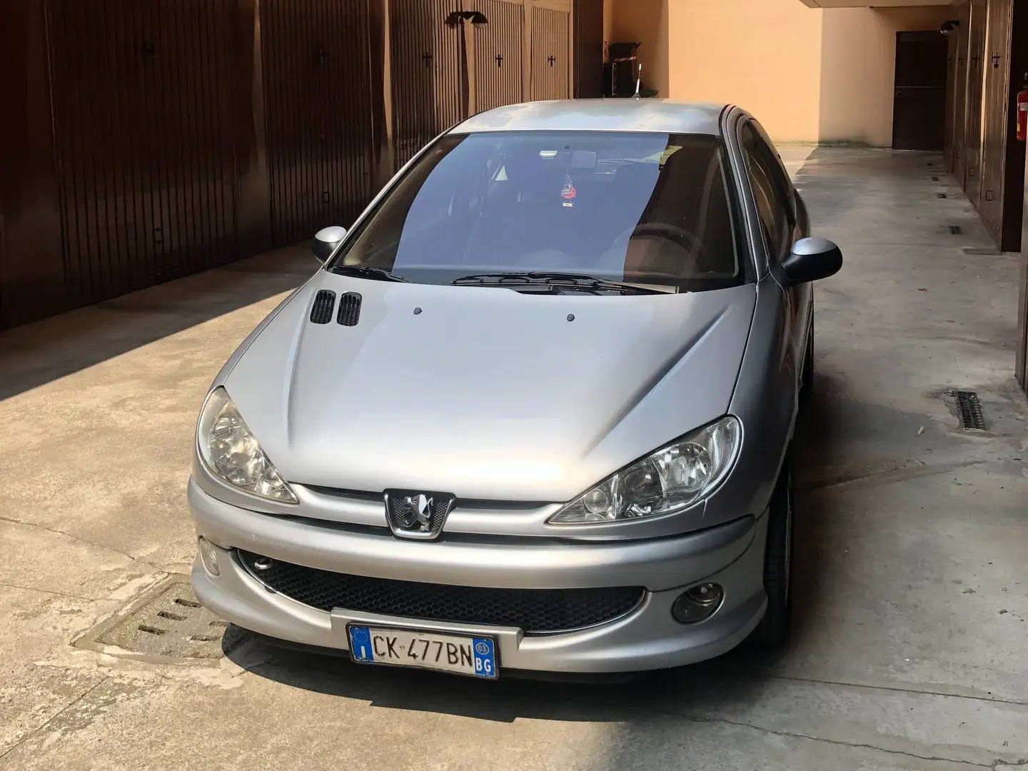 Peugeot 206 206 3p 1.4 16v XT MOTORE/CAMBIO REVISONATO - 1