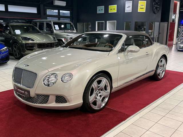 Imagine Bentley Continental GTC 6.0 W12 4WD Automatik