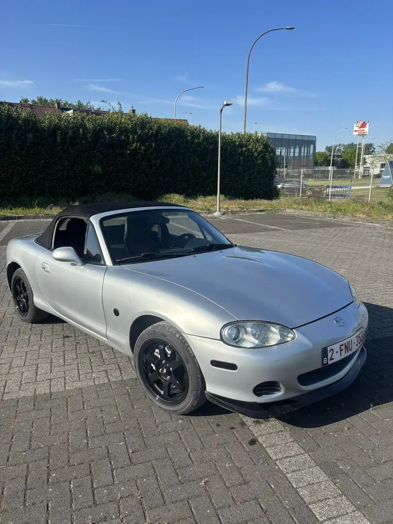 Mazda MX-5 1.6i 16V Unplugged - 1