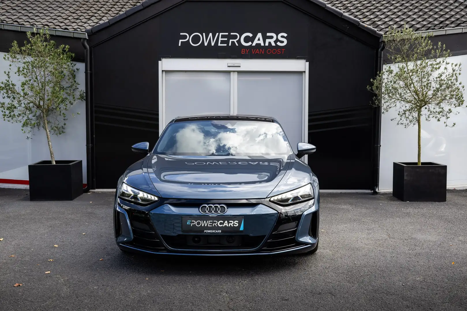 Audi e-tron GT EXCLUSIVE | ONE OF A KIND | HUD | B&O | PANO | 360 Blu/Azzurro - 2