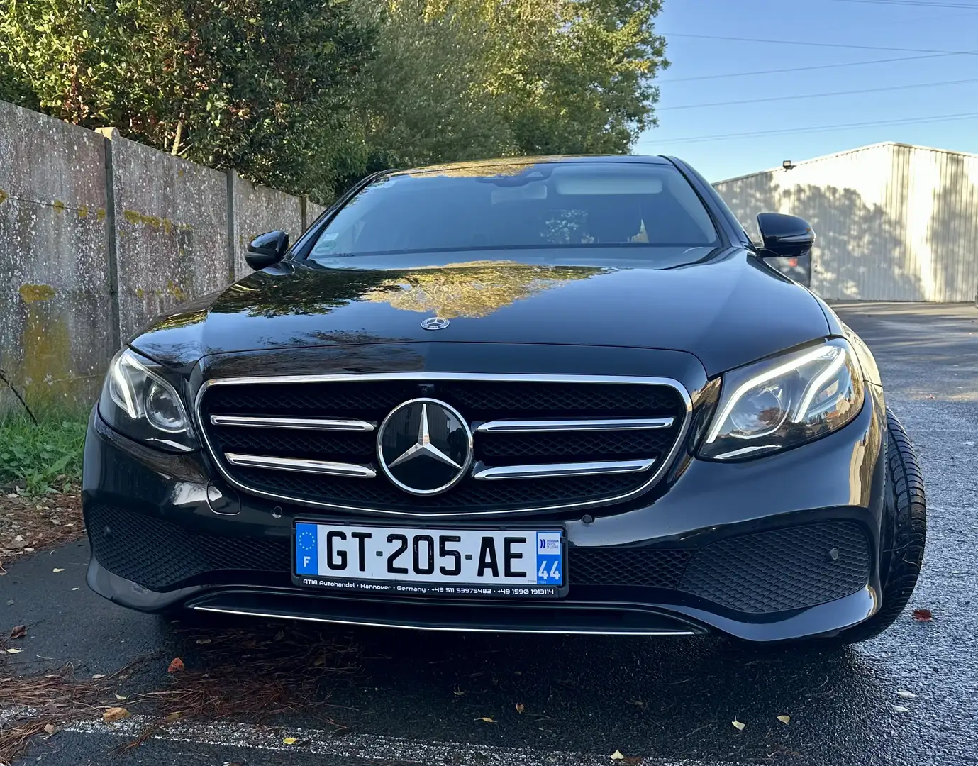 Mercedes-Benz E 300 Classe E 300e 320ch EQPower 9G-Tronic Avantgarde Noir - 2