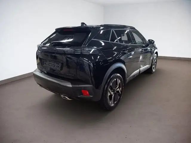 Peugeot 2008 view 5