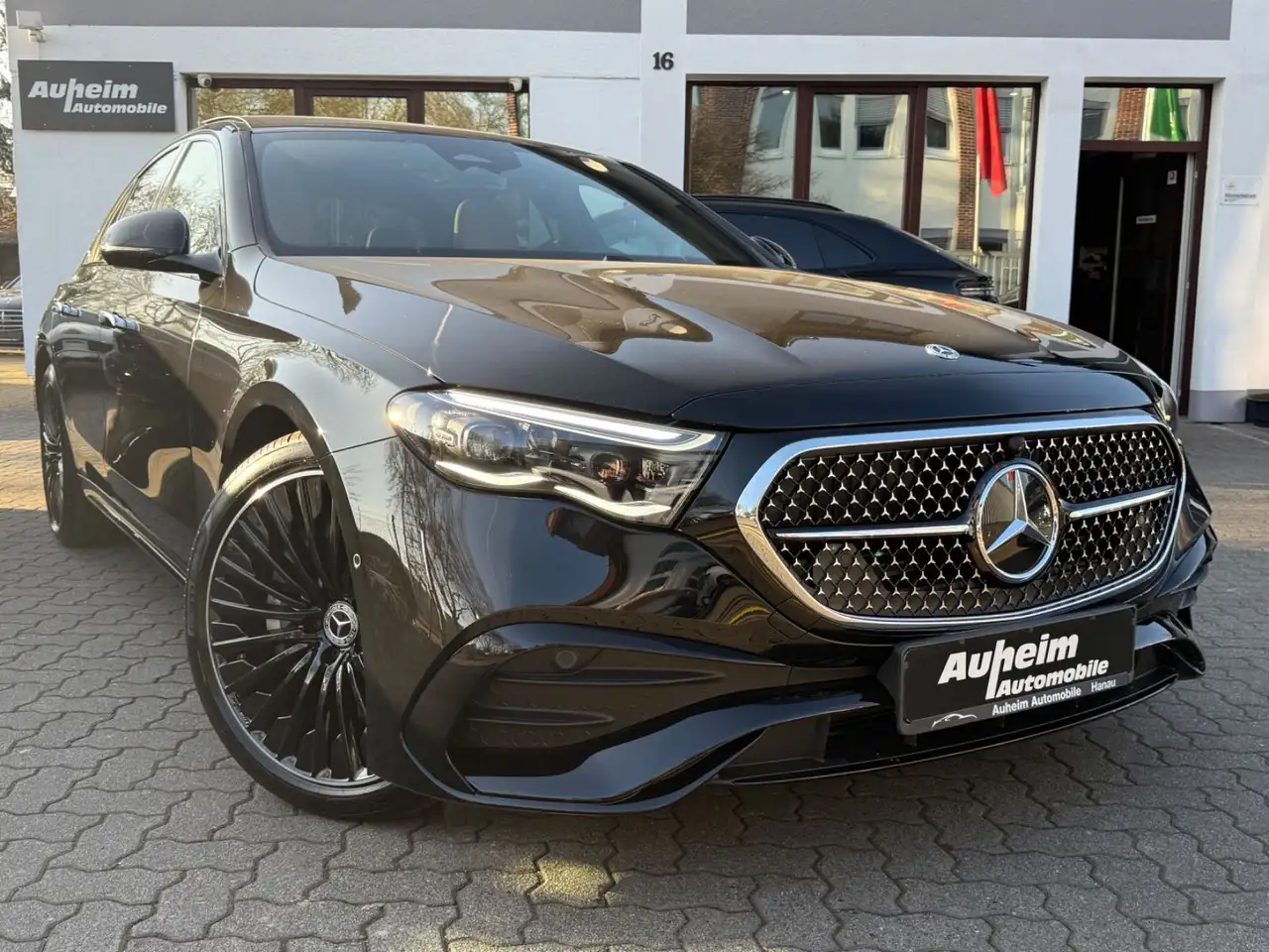 Mercedes-Benz E 200