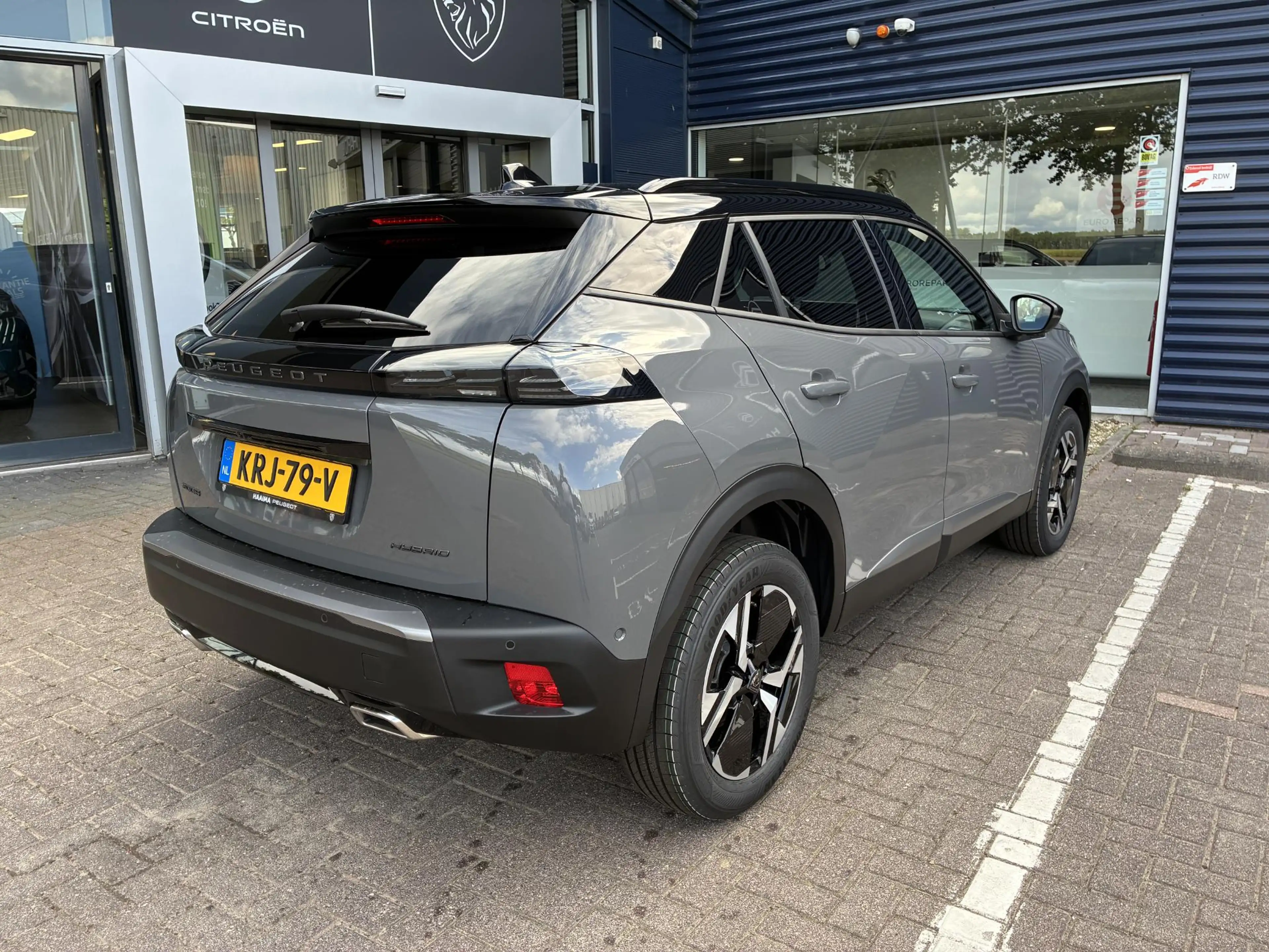 Peugeot 2008 1.2 Hybrid 145pk GT | Automaat | Dode hoekbewaking — photo 2