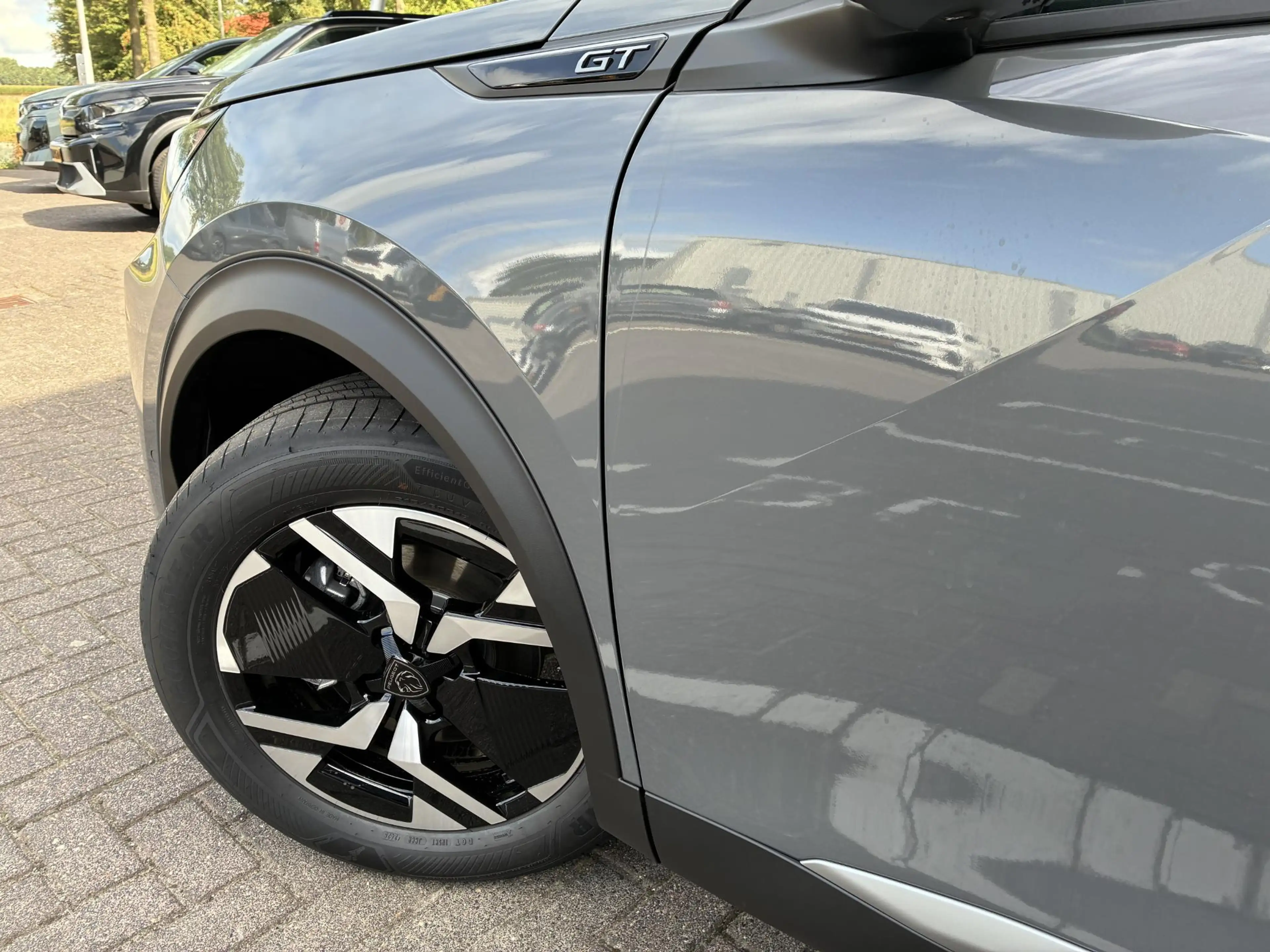 Peugeot 2008 1.2 Hybrid 145pk GT | Automaat | Dode hoekbewaking — photo 5