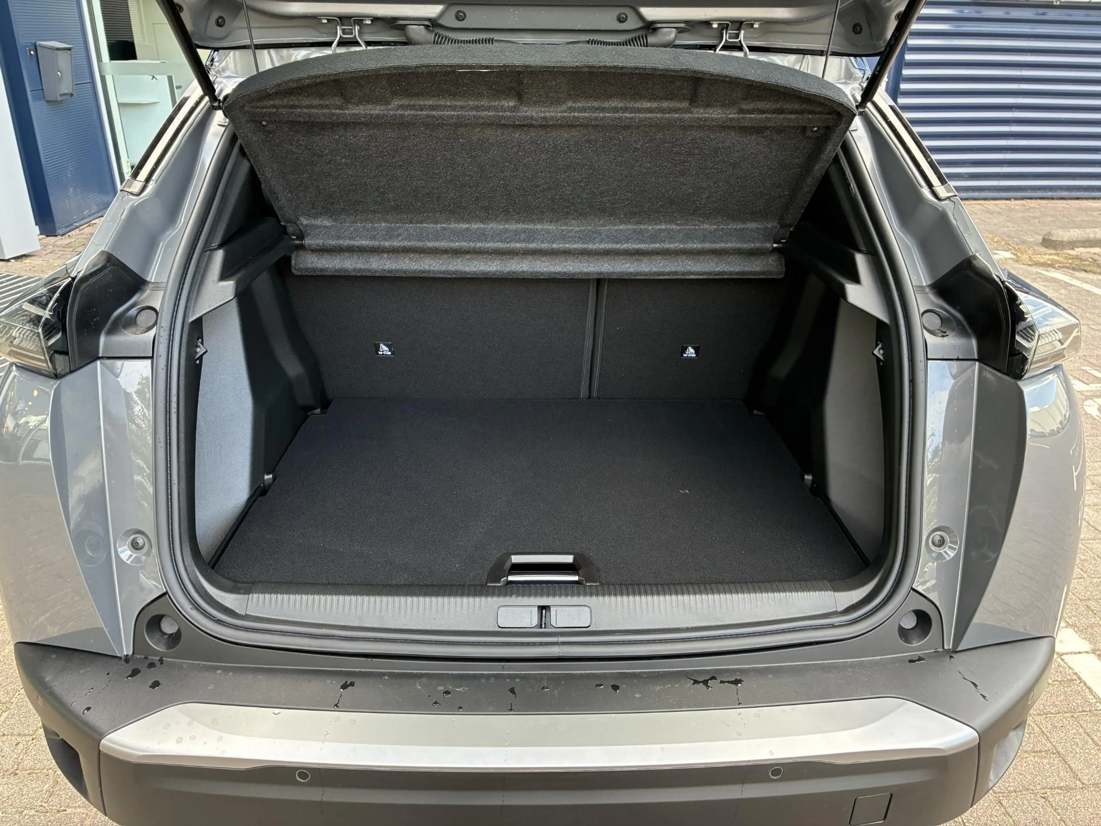 Peugeot 2008 1.2 Hybrid 145pk GT | Automaat | Dode hoekbewaking — photo 7