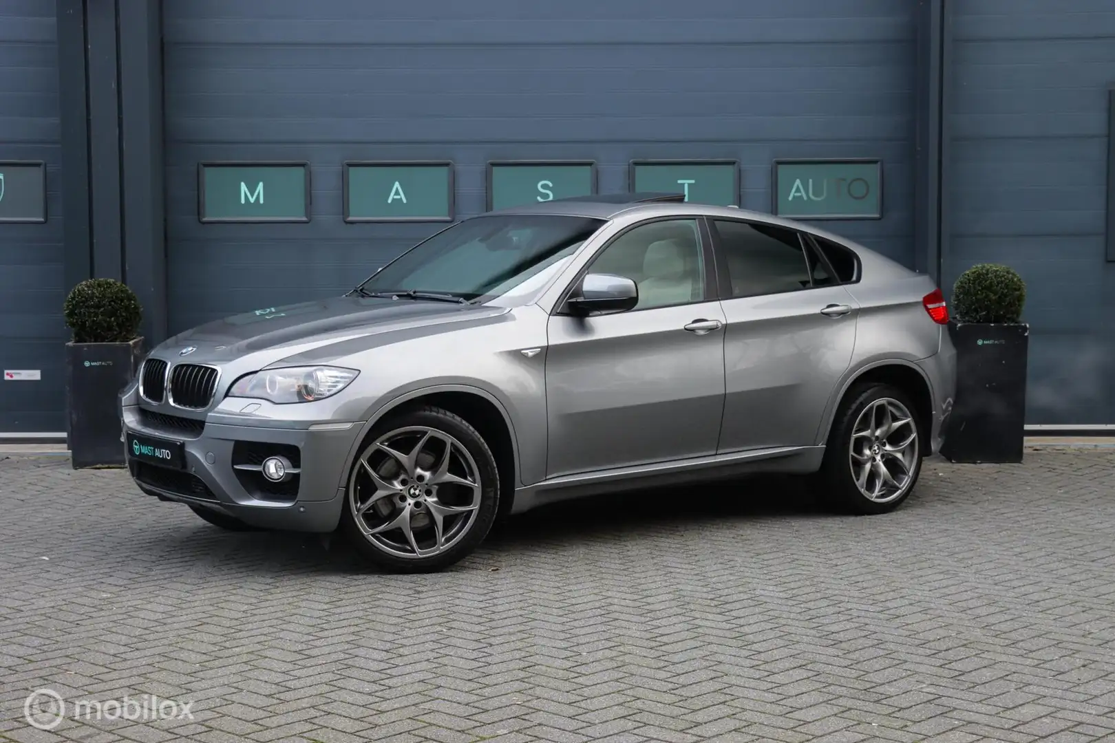 BMW X6 xDrive35i|Leder|Pano|Memory|Elek. stoelen Grau - 1