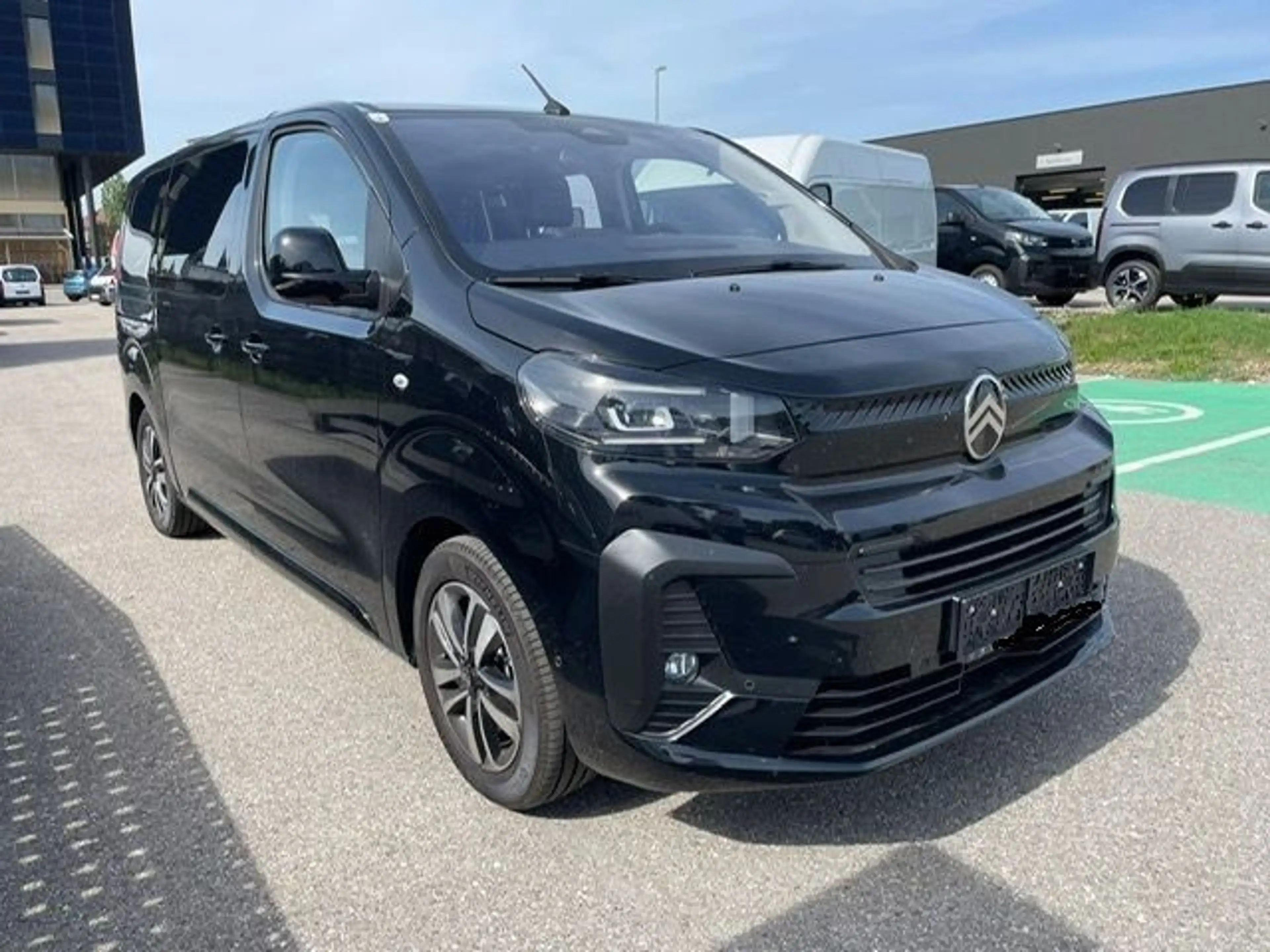 Citroen Spacetourer Spacetourer M 6 + 7 Sitzer 5 Stück — photo 10