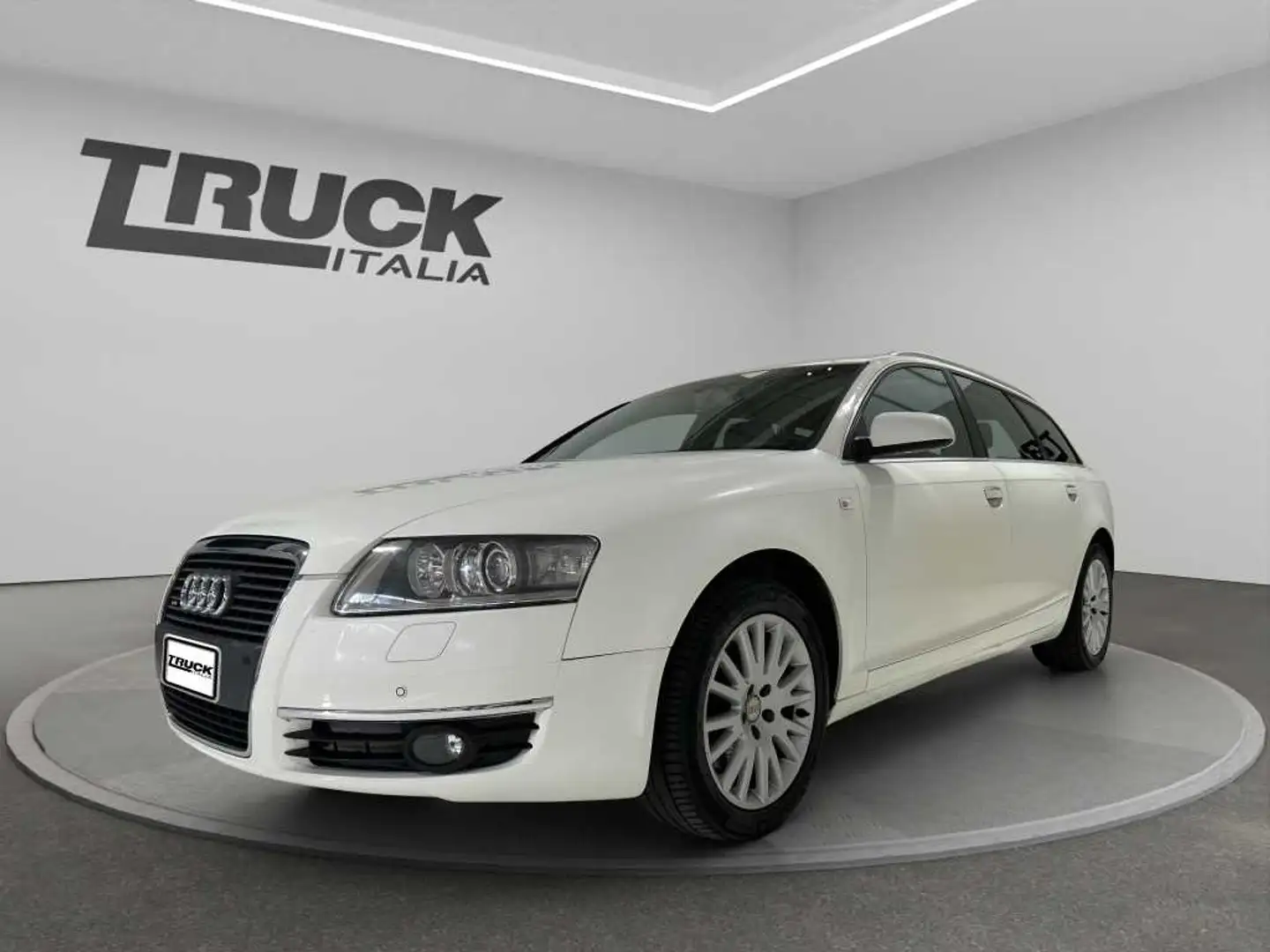 Audi A6 III 2004 Avant - A6 Avant 3.0 V6 tdi quattro fap Blanco - 1